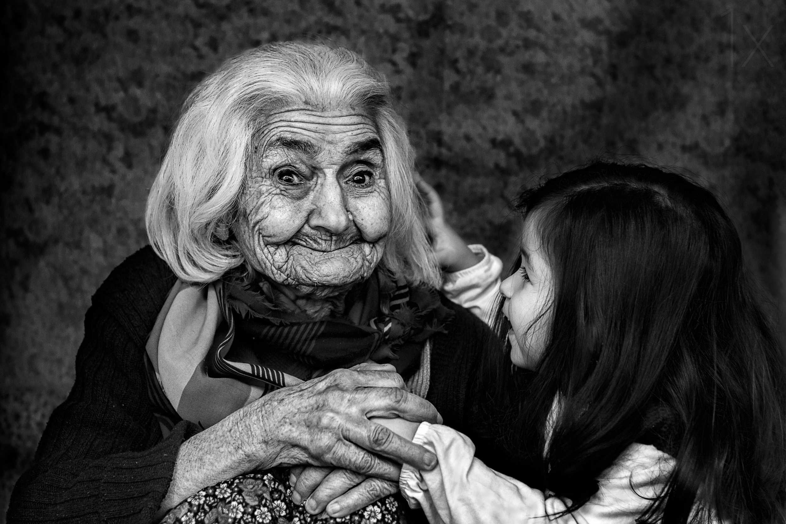 Old People Monochrome Depth Of Field Photography Women Children 2500x1667