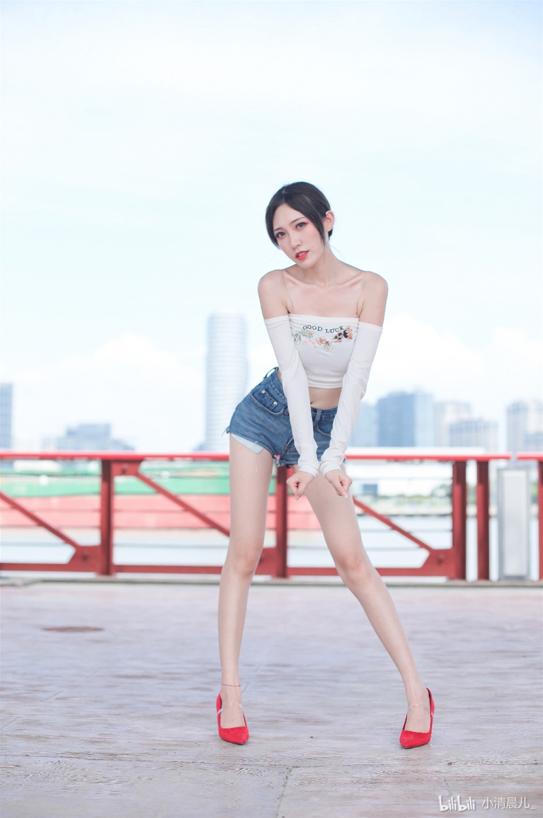 China Chinese Dancer Anchor Photoshoot Asian 1080x1627