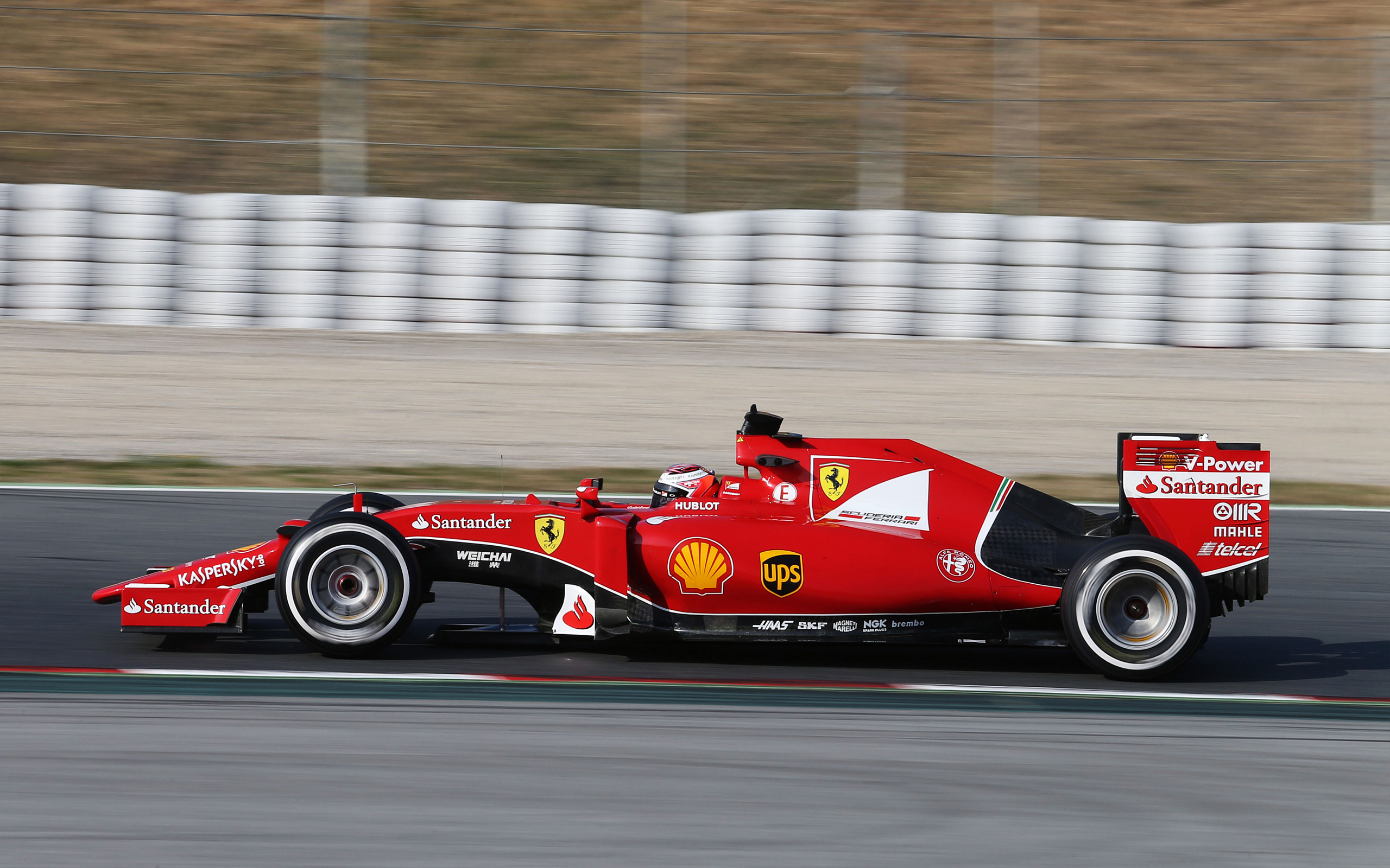 Formula 1 Ferrari 2560x1600