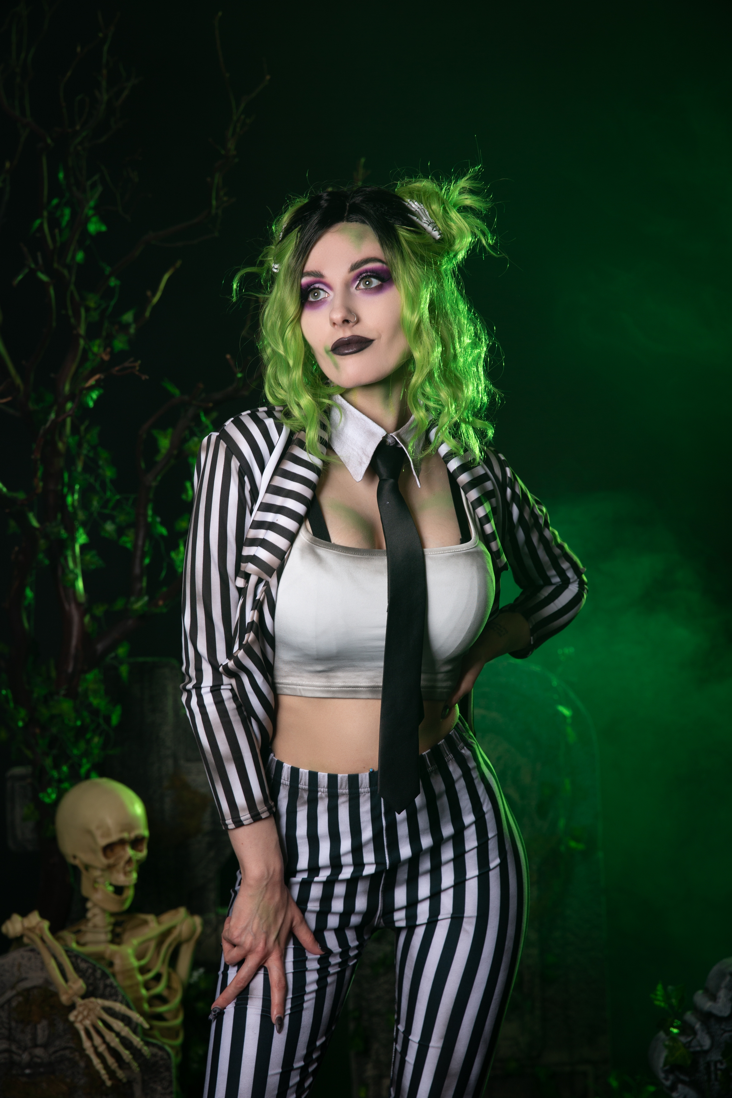 Women Model Halloween Cosplay Beetlejuice Striped Clothing Tie Crop Top Skeleton Skull Studio 2333x3500