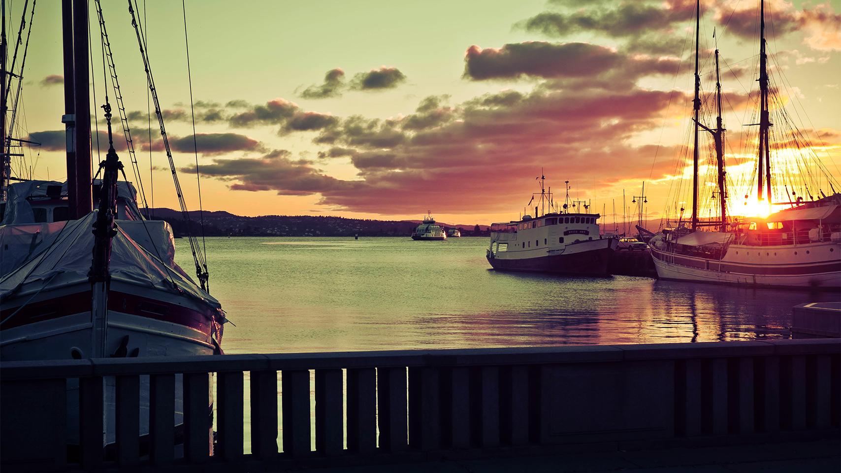 Sea Landscape Sunset Boat Dock 1708x960