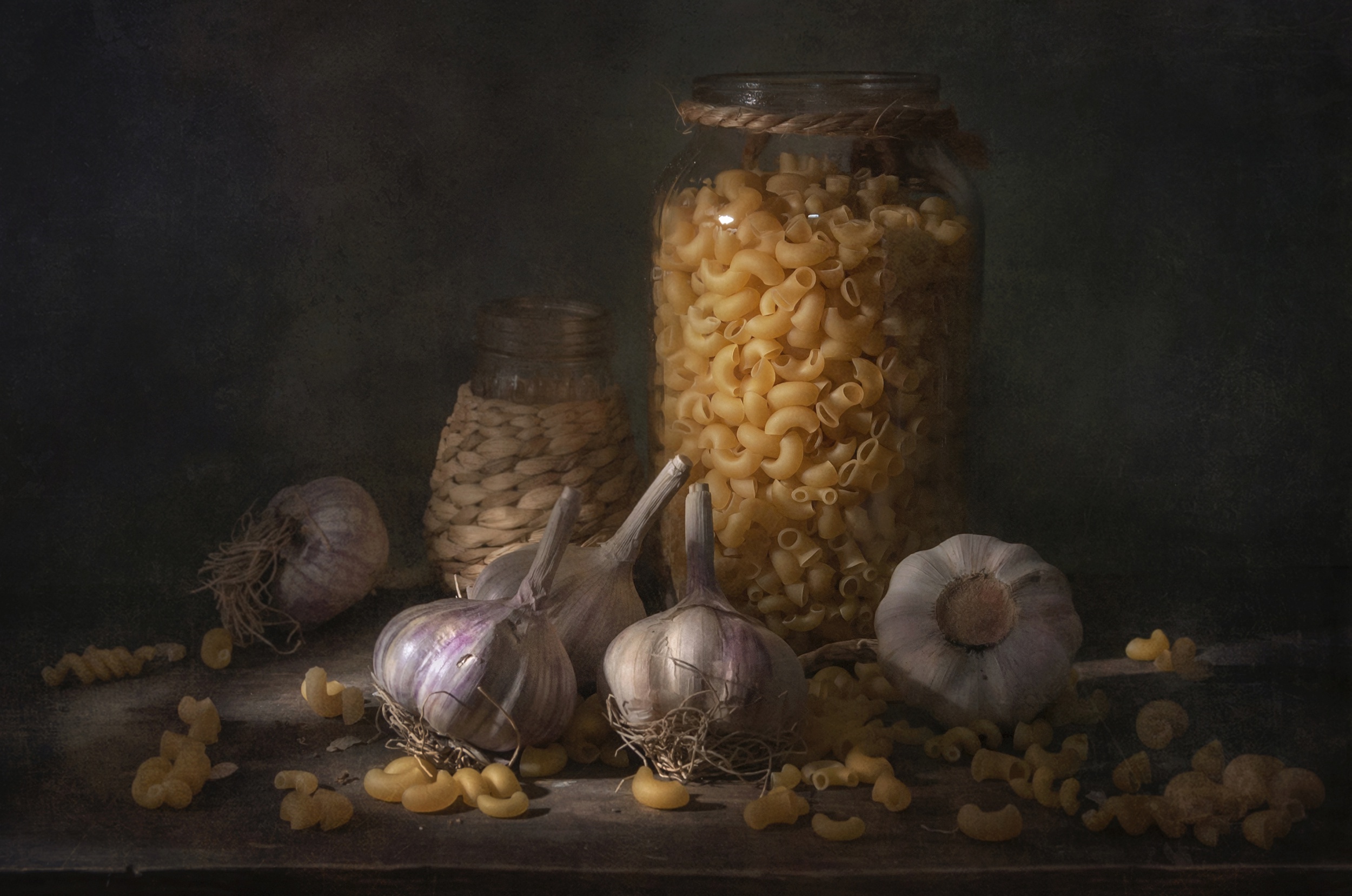 Still Life Garlic 2500x1657