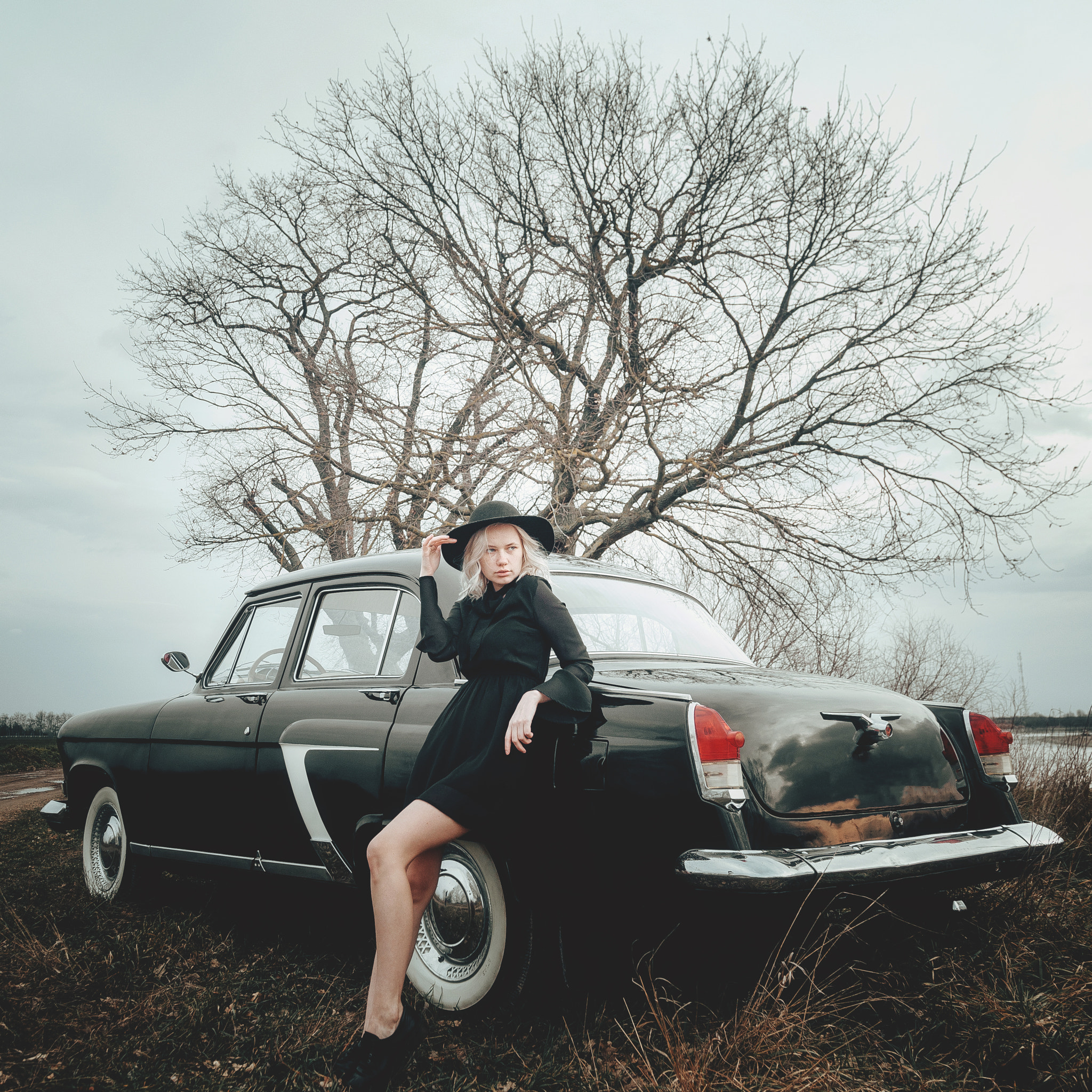 Andrew Vasiliev Women Hat Blonde Black Clothing Car Mist Trees Sky Old Car GAZ GAZ 21 2048x2048