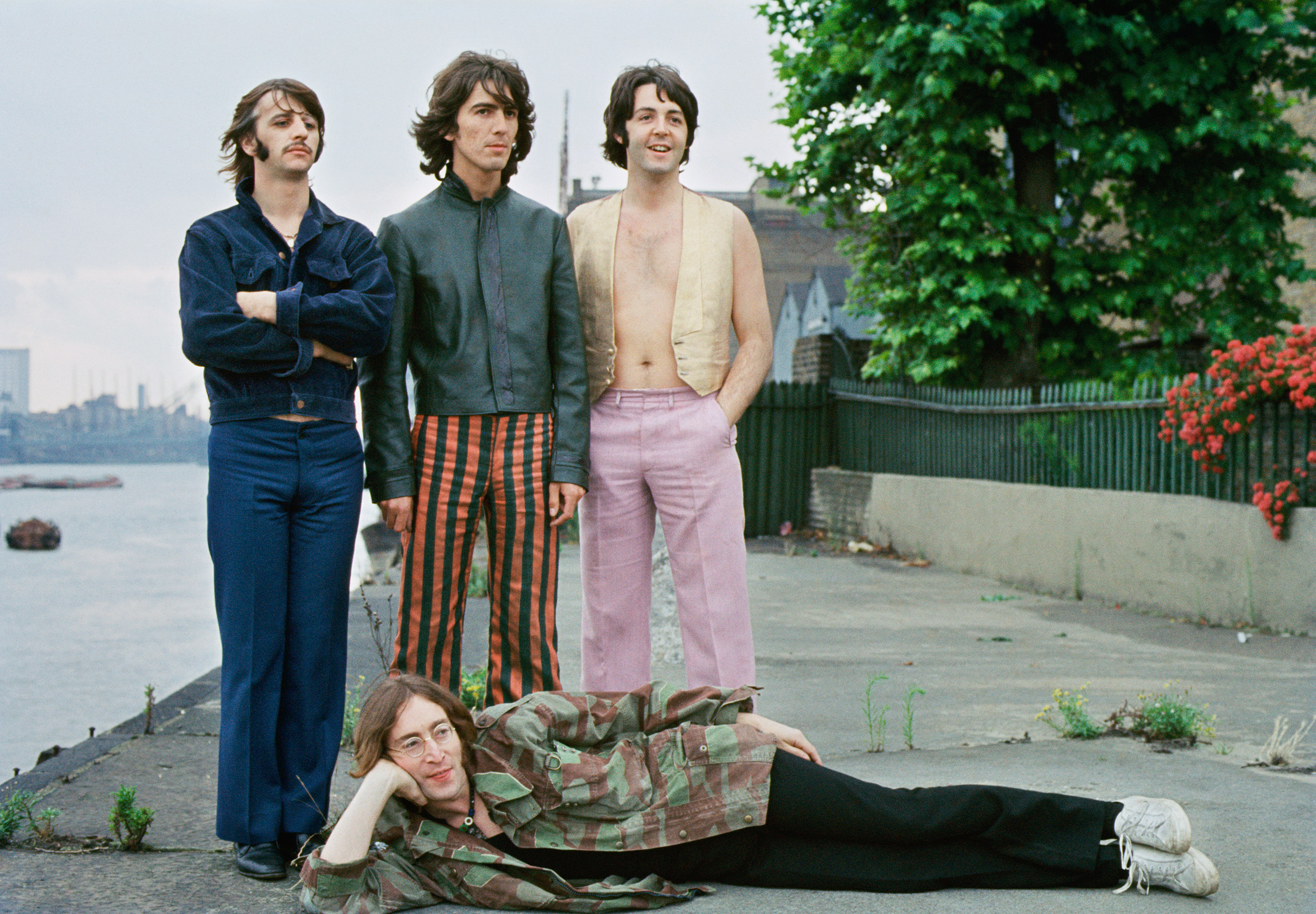 The Beatles George Harrison Paul McCartney Ringo Starr John Lennon Band 2560x1777