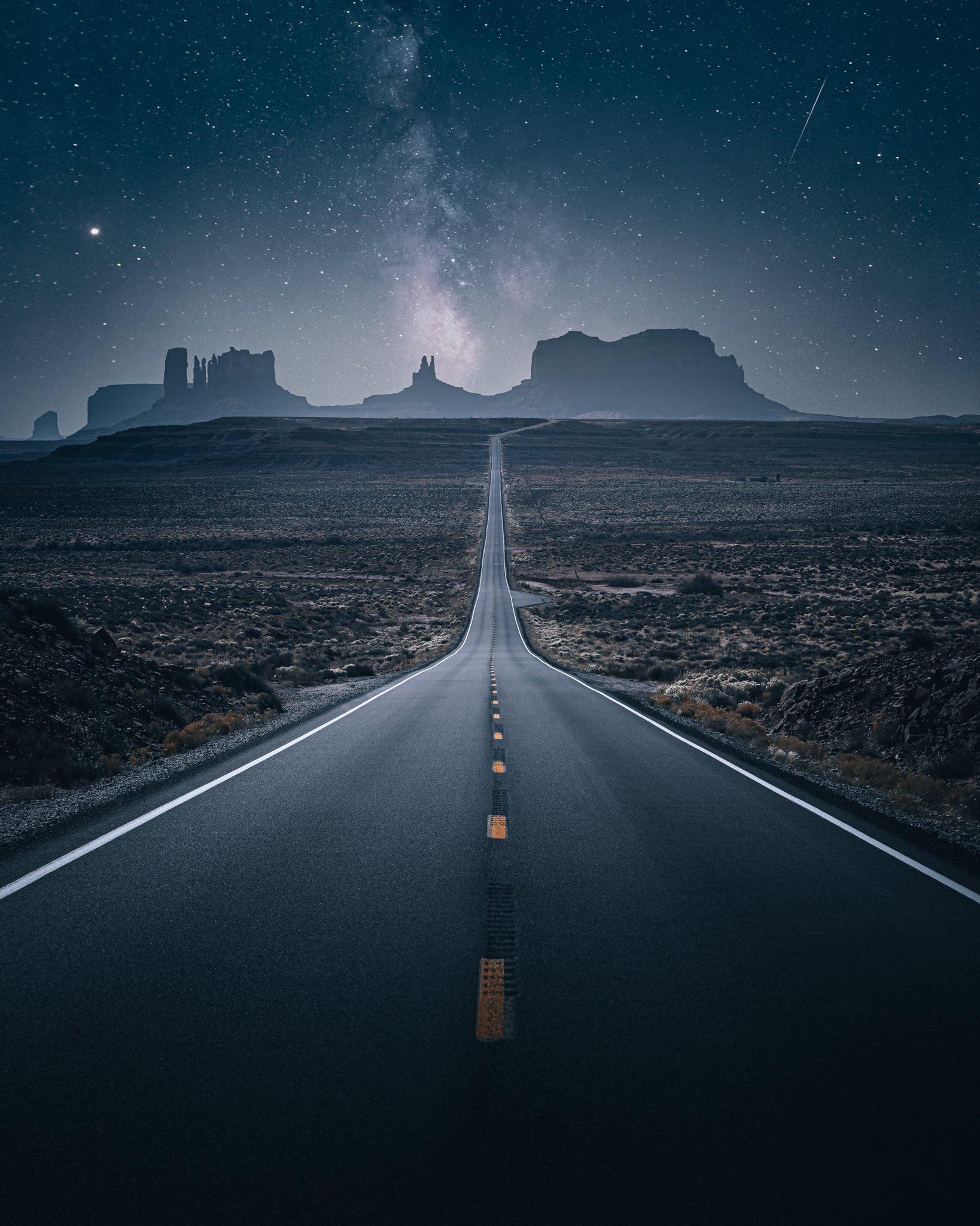 Vertical Road Arizona Stars Sky 1638x2048