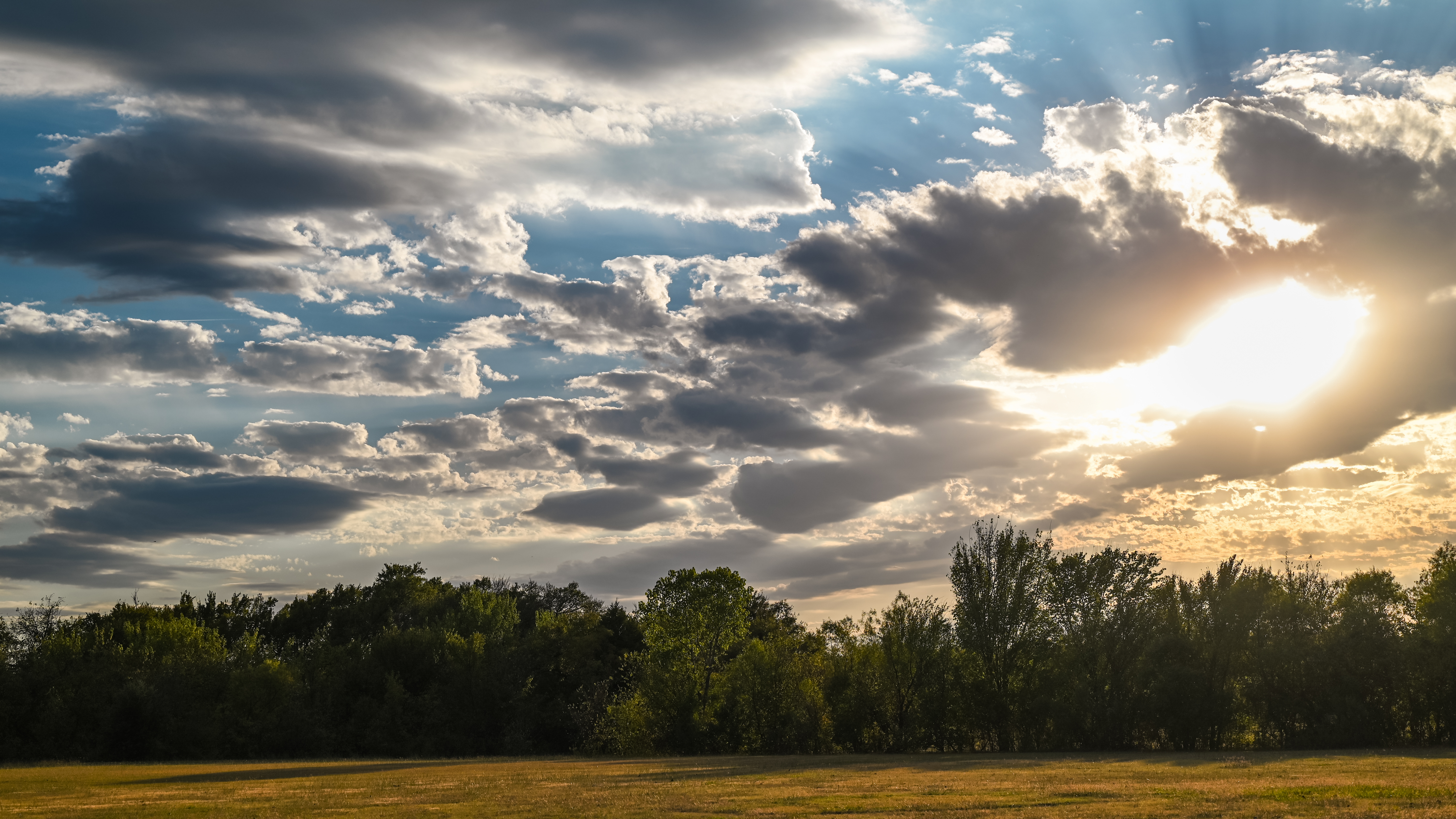 Sunset Clouds Nature Photography Outdoors Landscape Sun Rays 6016x3384