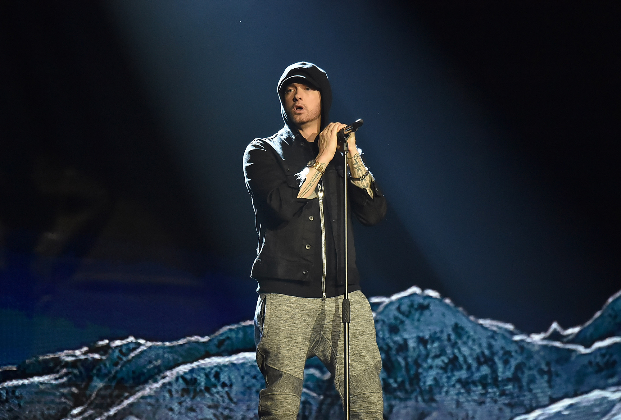 Music Eminem 2000x1352