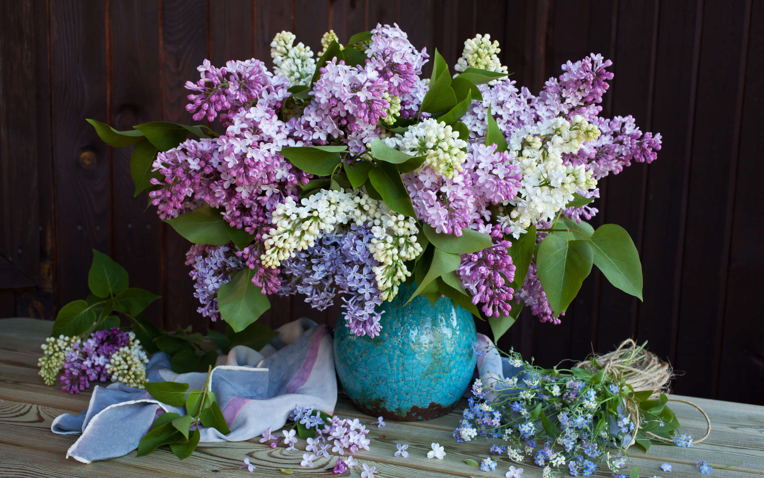 Bouquet Lilac 2560x1600
