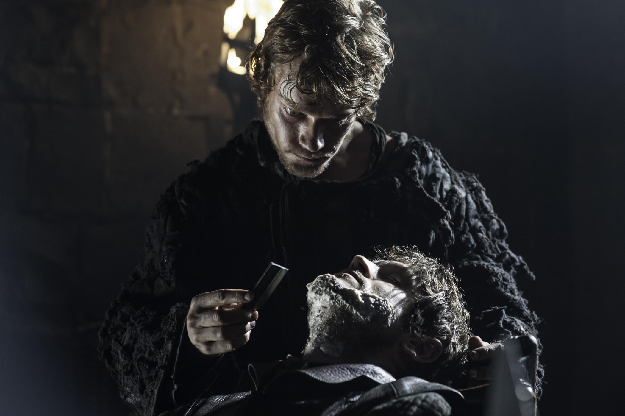 Theon Greyjoy Ramsay Bolton Alfie Allen Iwan Rheon 2100x1397