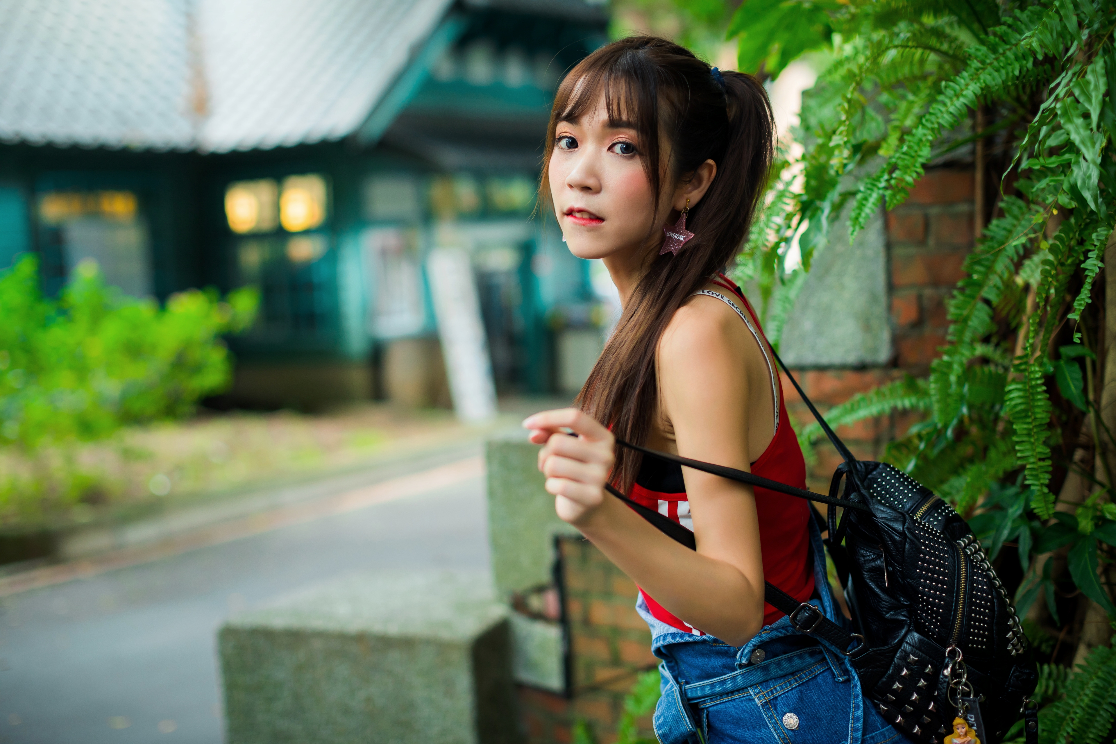 Serene Liu Women Model Brunette Ponytail Looking At Viewer Portrait Backpacks Overalls Denim Depth O 3840x2560
