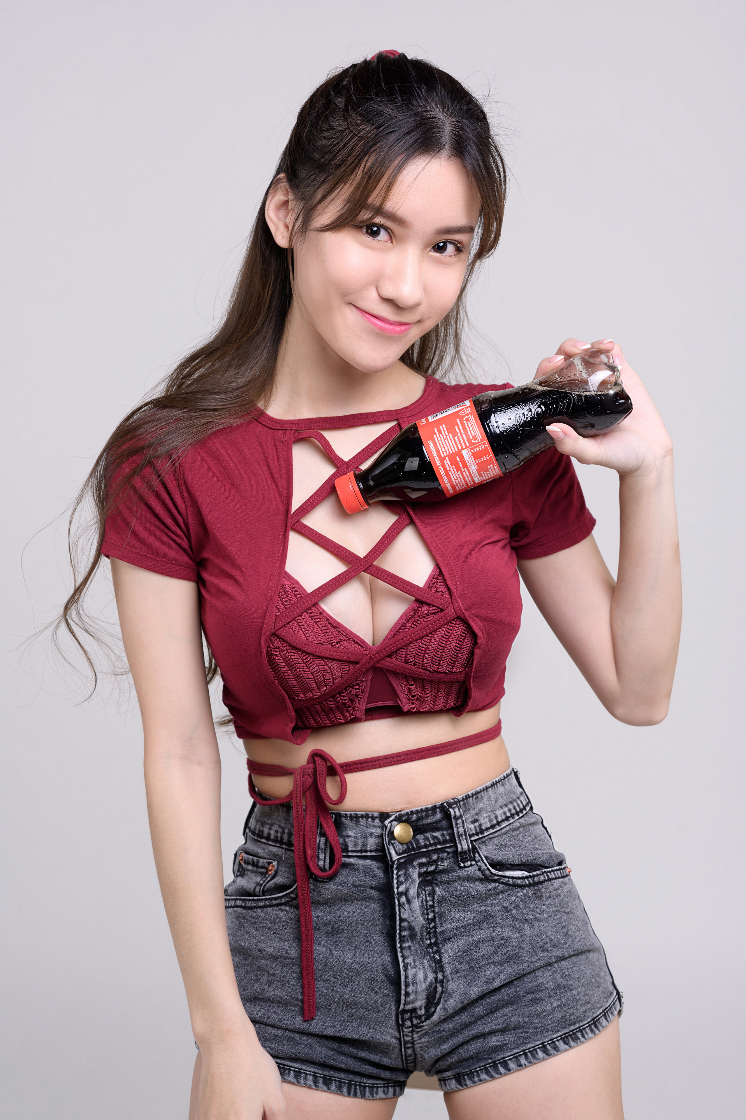 Asian Model Women Long Hair Dark Hair Short Tops Coca Cola Bottles Ponytail Studio Women Indoors Smi 2560x3840