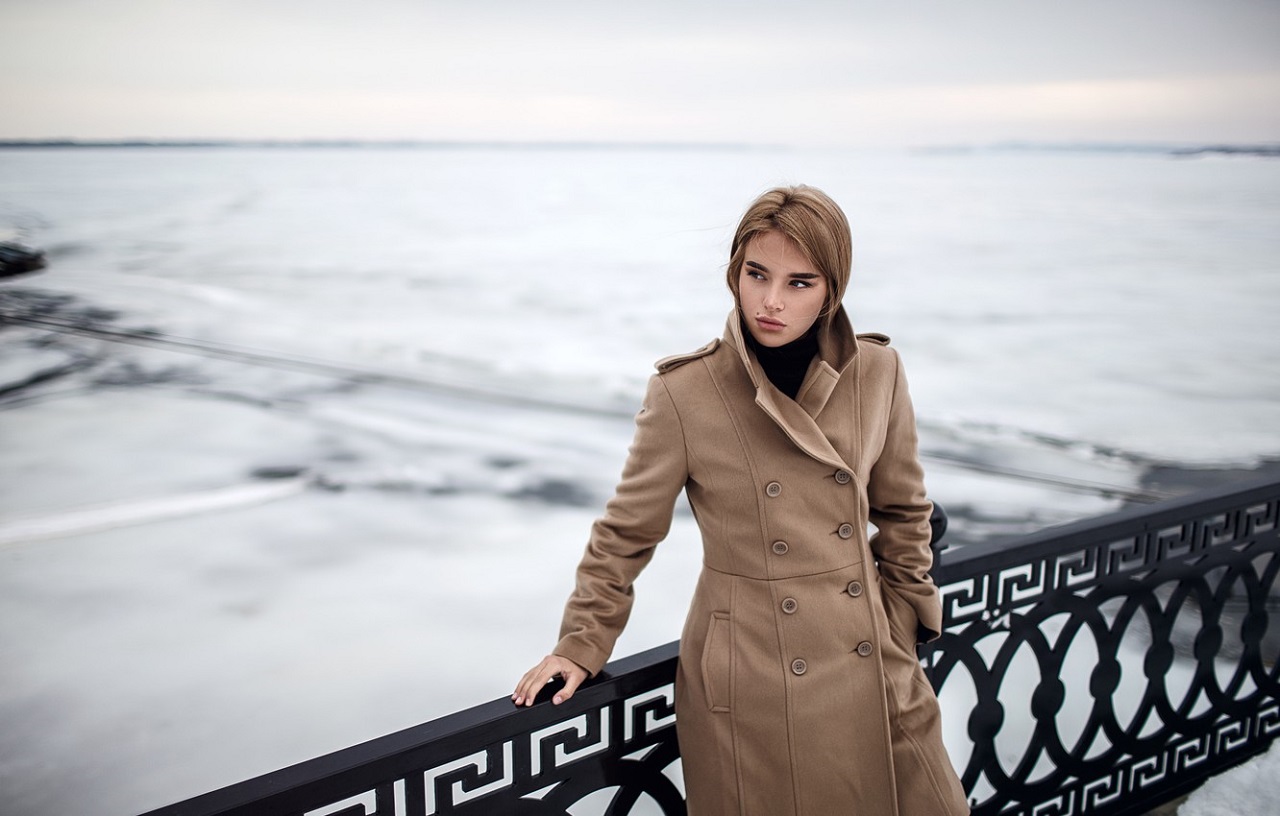 Blonde Model Women Luba Ivanova Sergey Sorokin Coats Hands In Pockets Classy Looking Away 1280x816