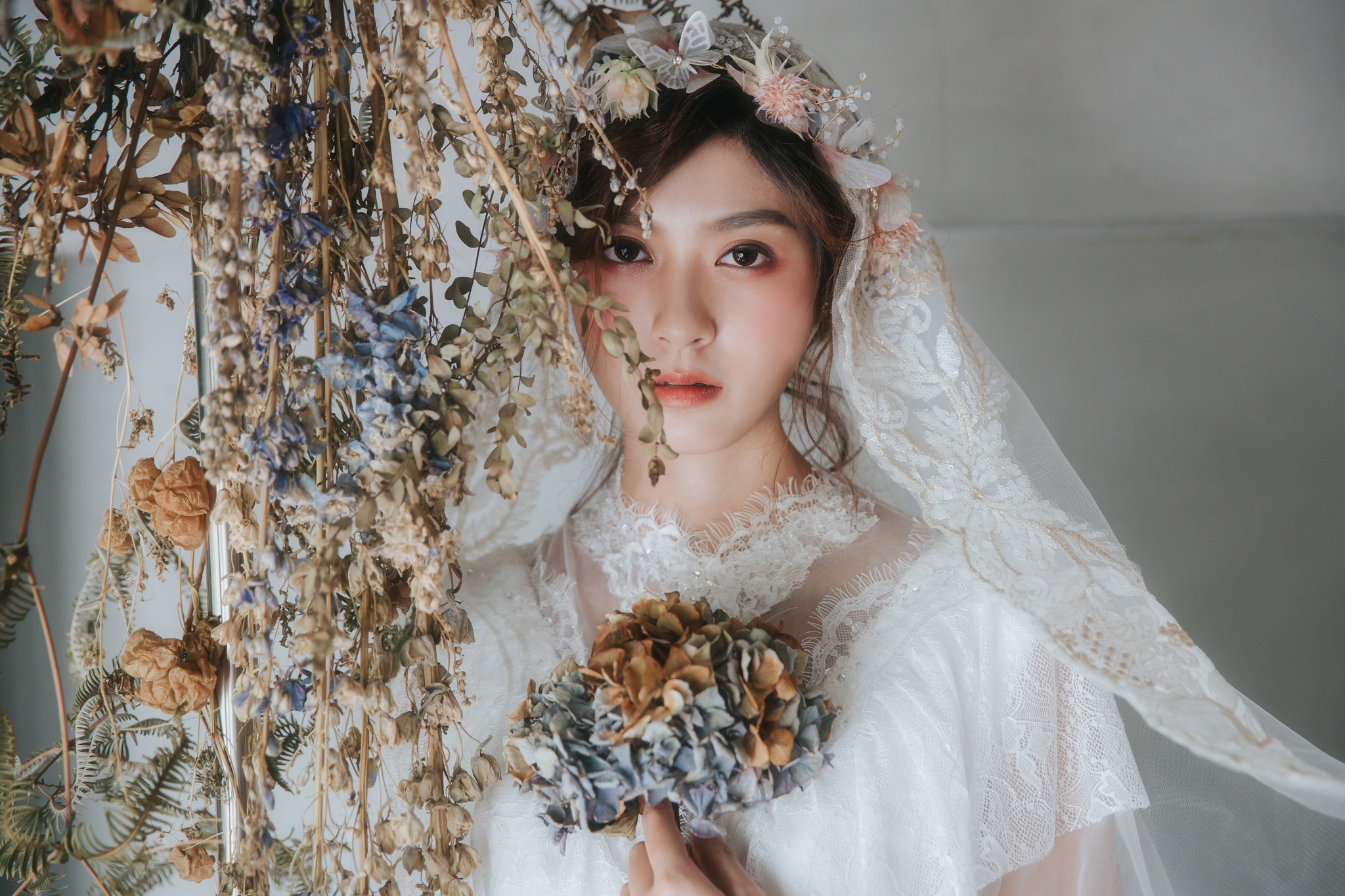 Asian Bouquet Brown Eyes Brunette Model Wedding Dress 2048x1365
