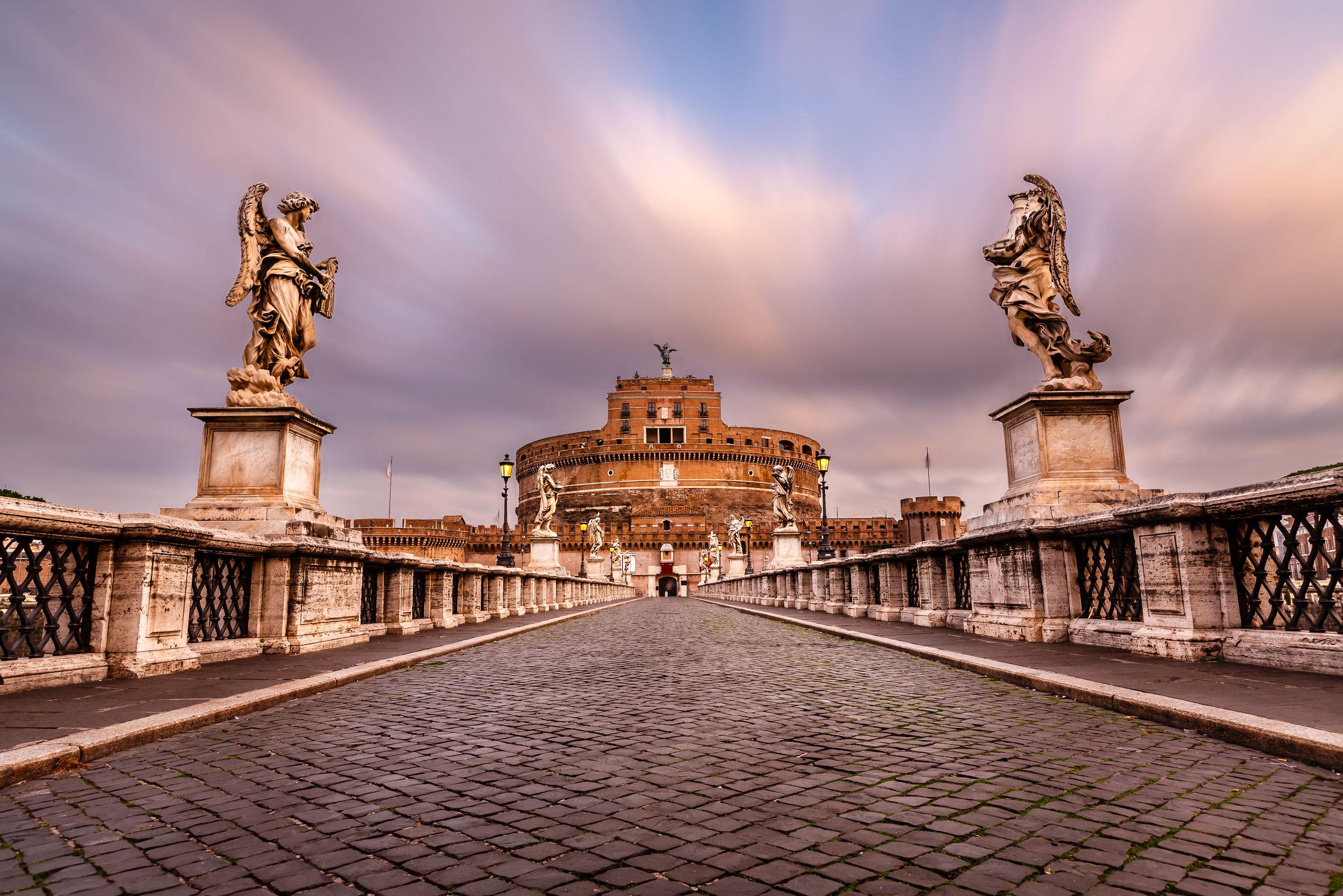 Rome Italy Sculpture Bridge 2500x1667