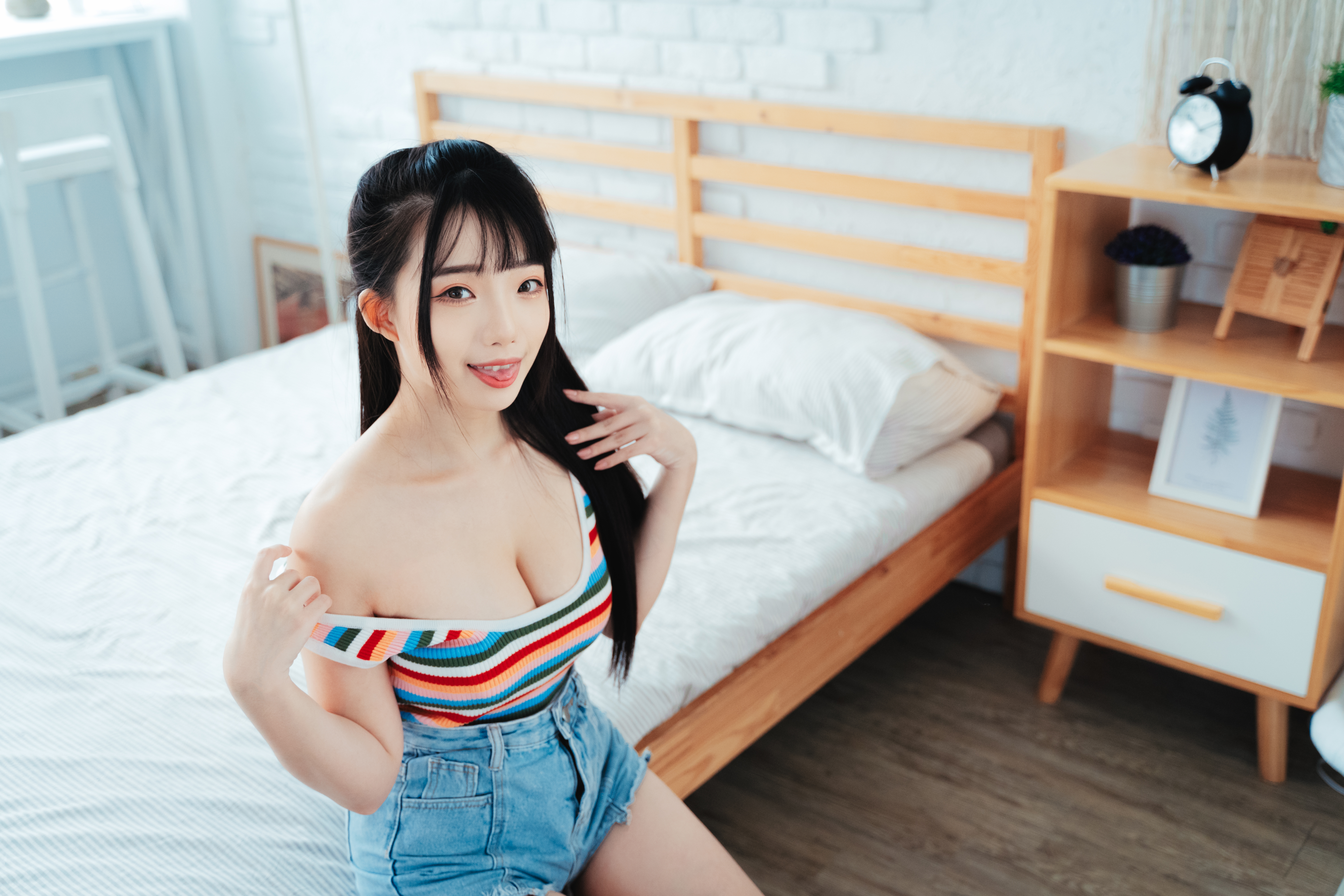 Ning Shioulin Women Model Striped Tops Asian Brunette Tongue Out Bare Shoulders Indoors Women Indoor 6000x4000