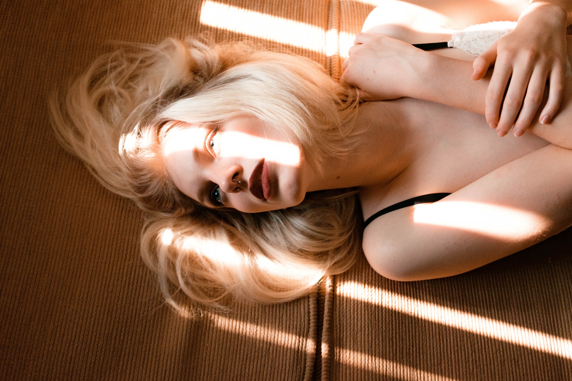 Dappled Sunlight Model Sunlight Looking Up Open Mouth Blonde Pierced Nose Women Hair Lying Down Phot 1920x1280