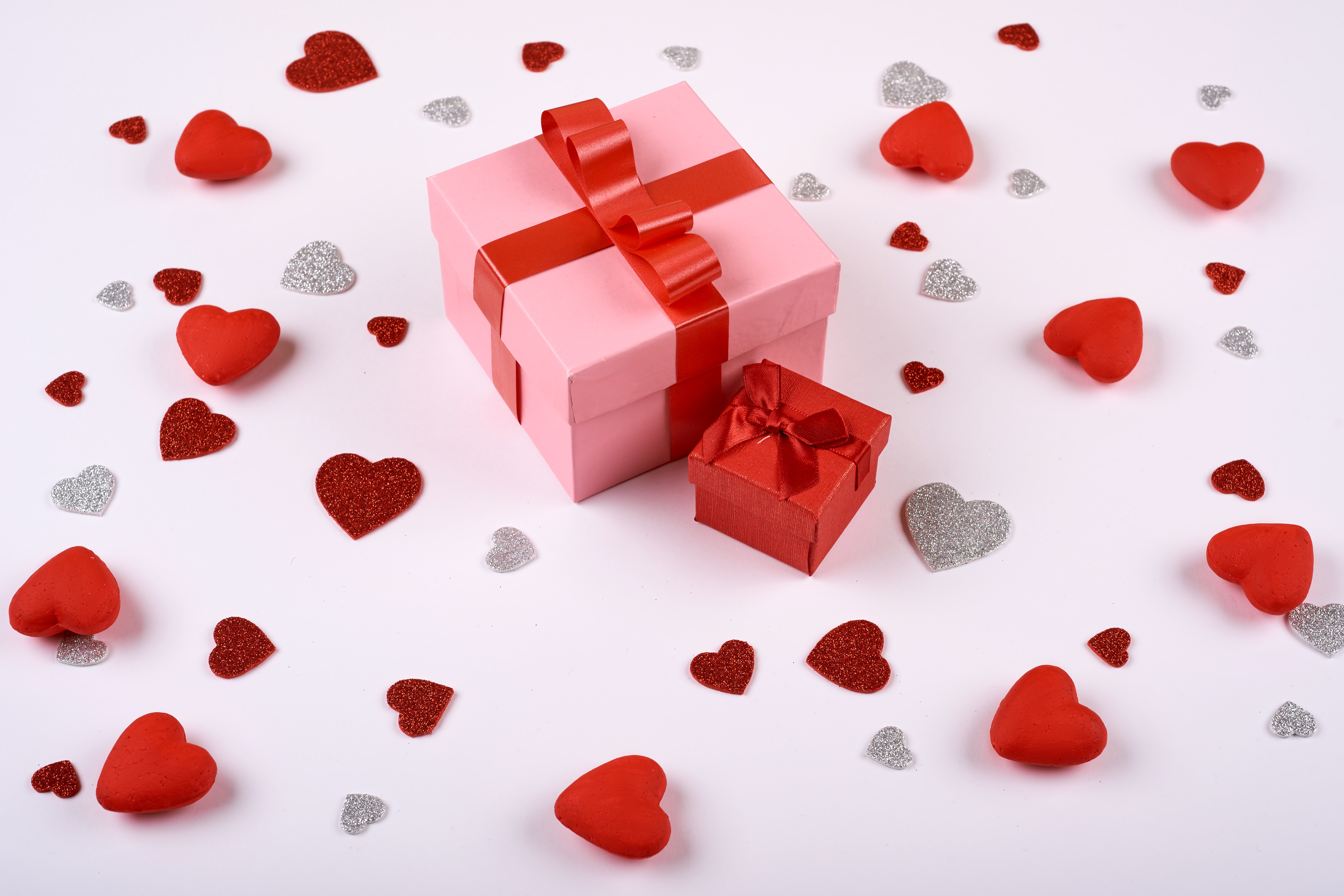 Gift Heart 5676x3784