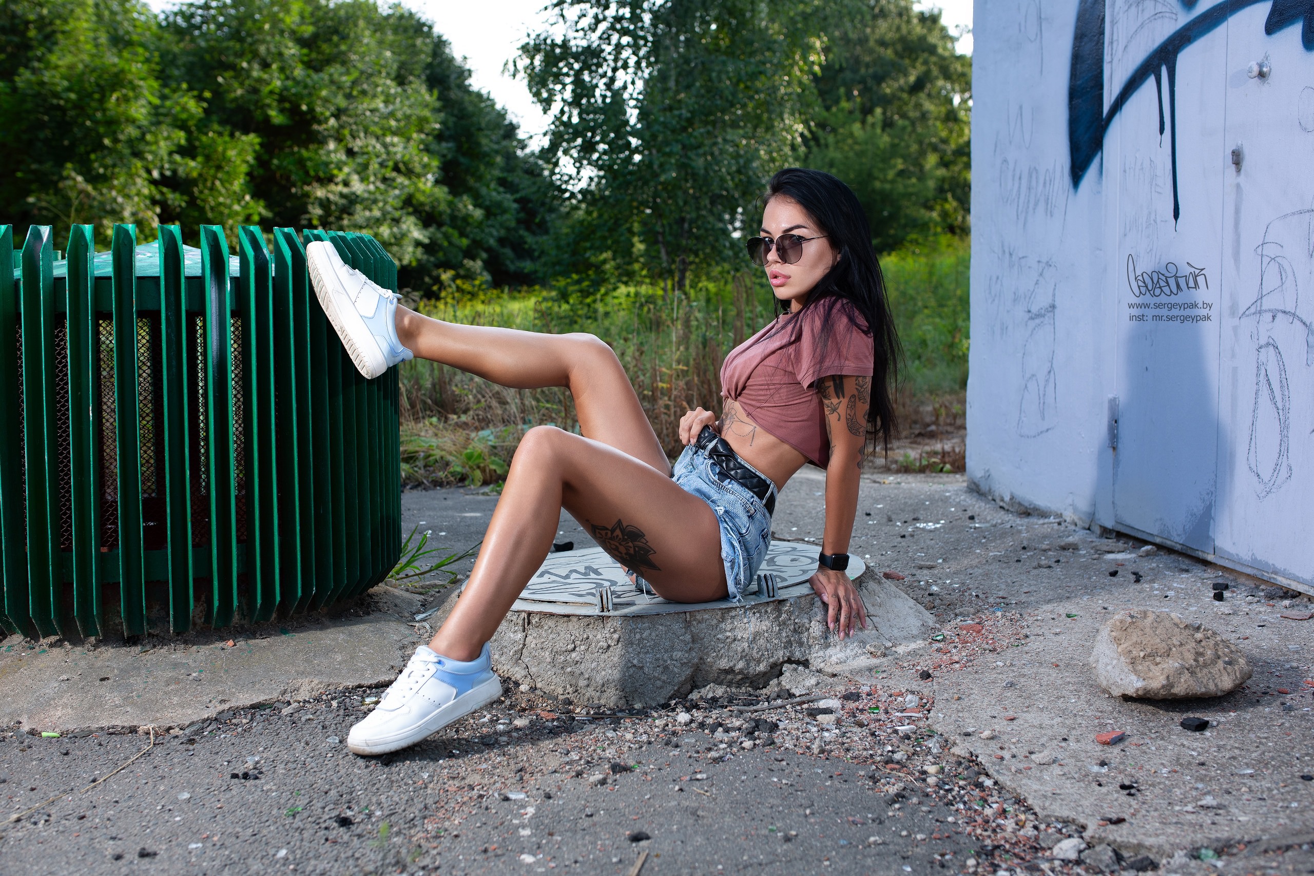 Women Sergey Pak Sitting Sneakers Sunglasses Tattoo Brunette Women Outdoors Belt Watch T Shirt 2560x1707
