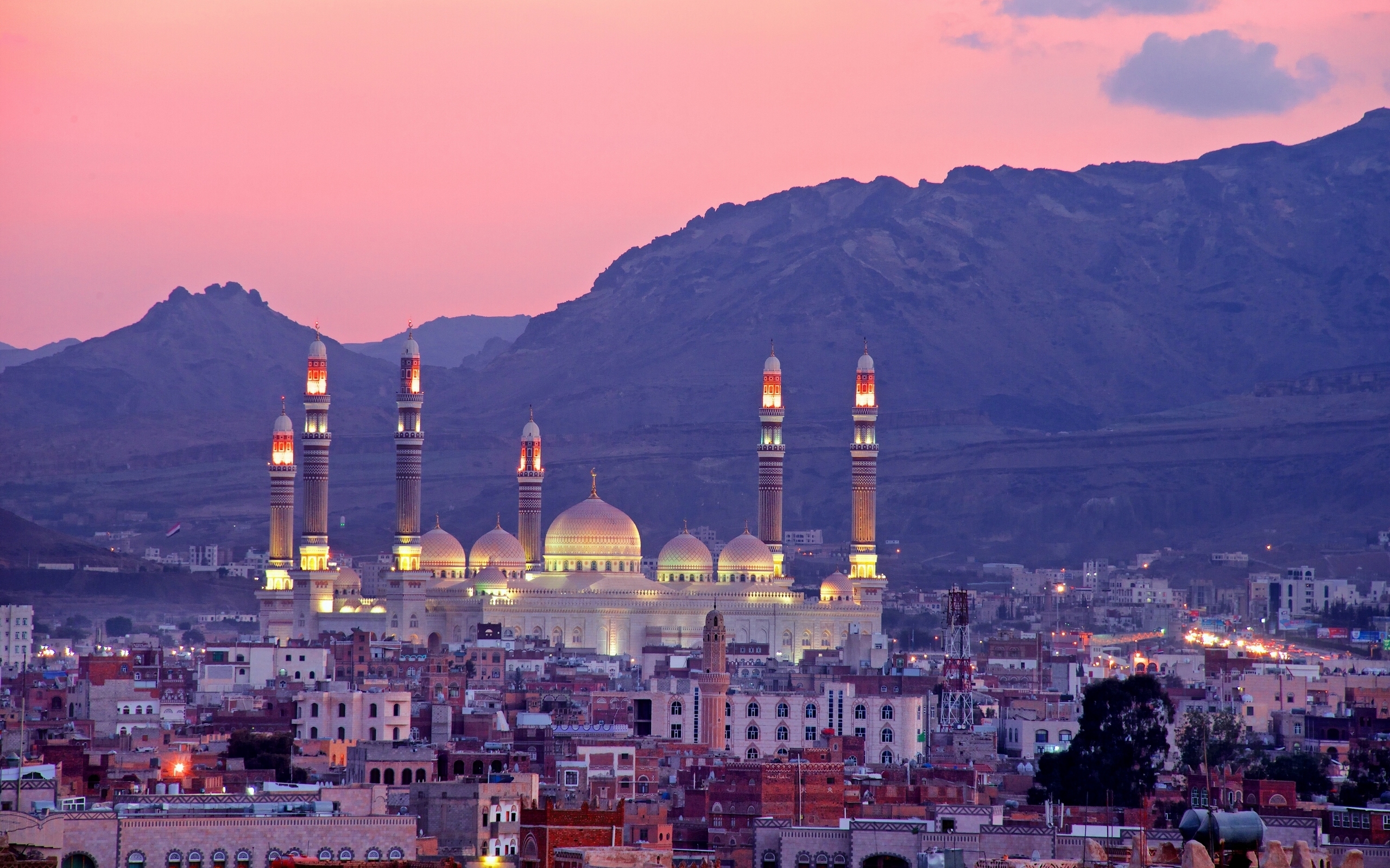 Mountain Building Panorama Yemen Al Saleh Mosque Sunset 2560x1600
