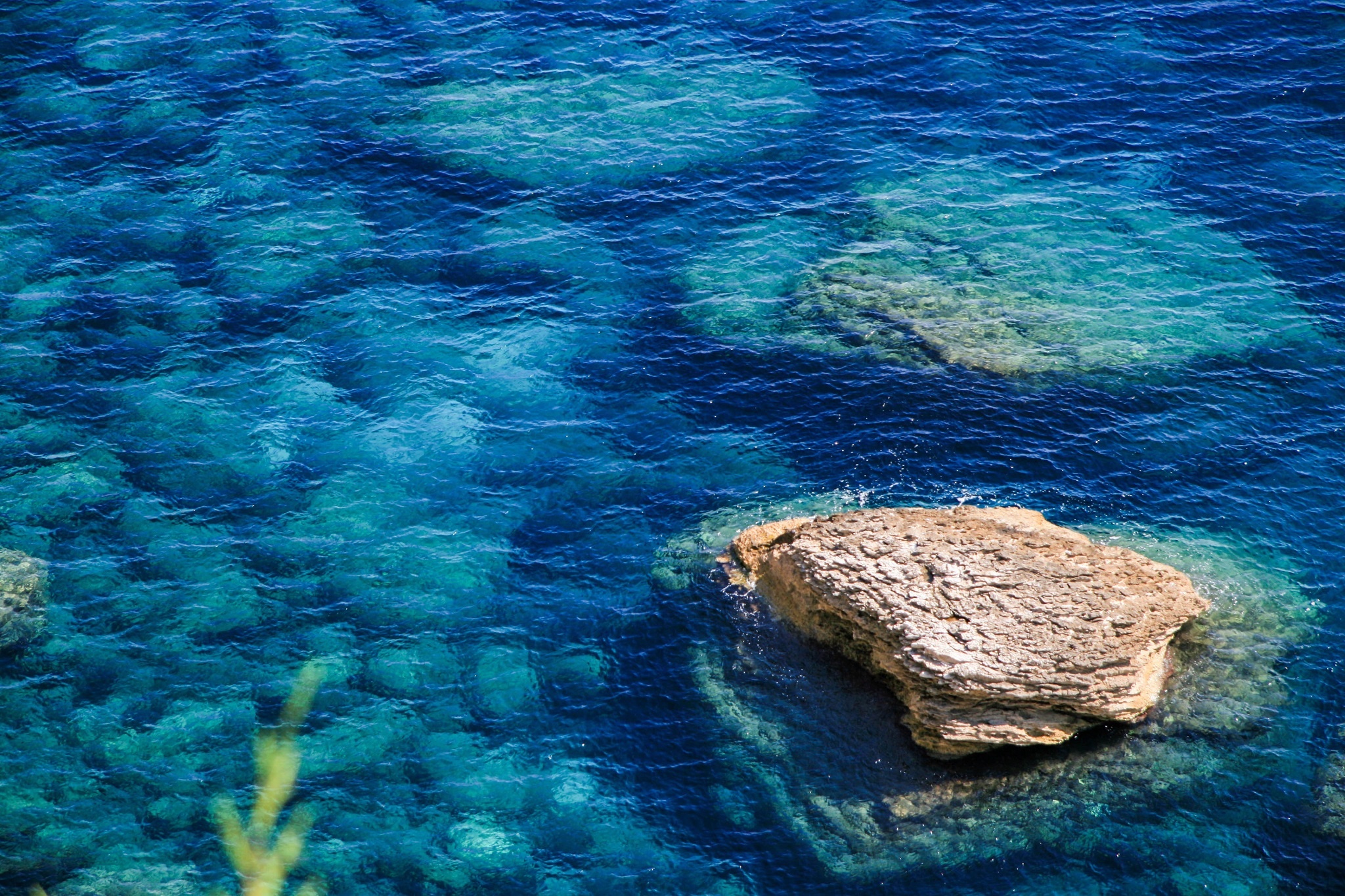 Nature Outdoors Blue Water Stones 2048x1365