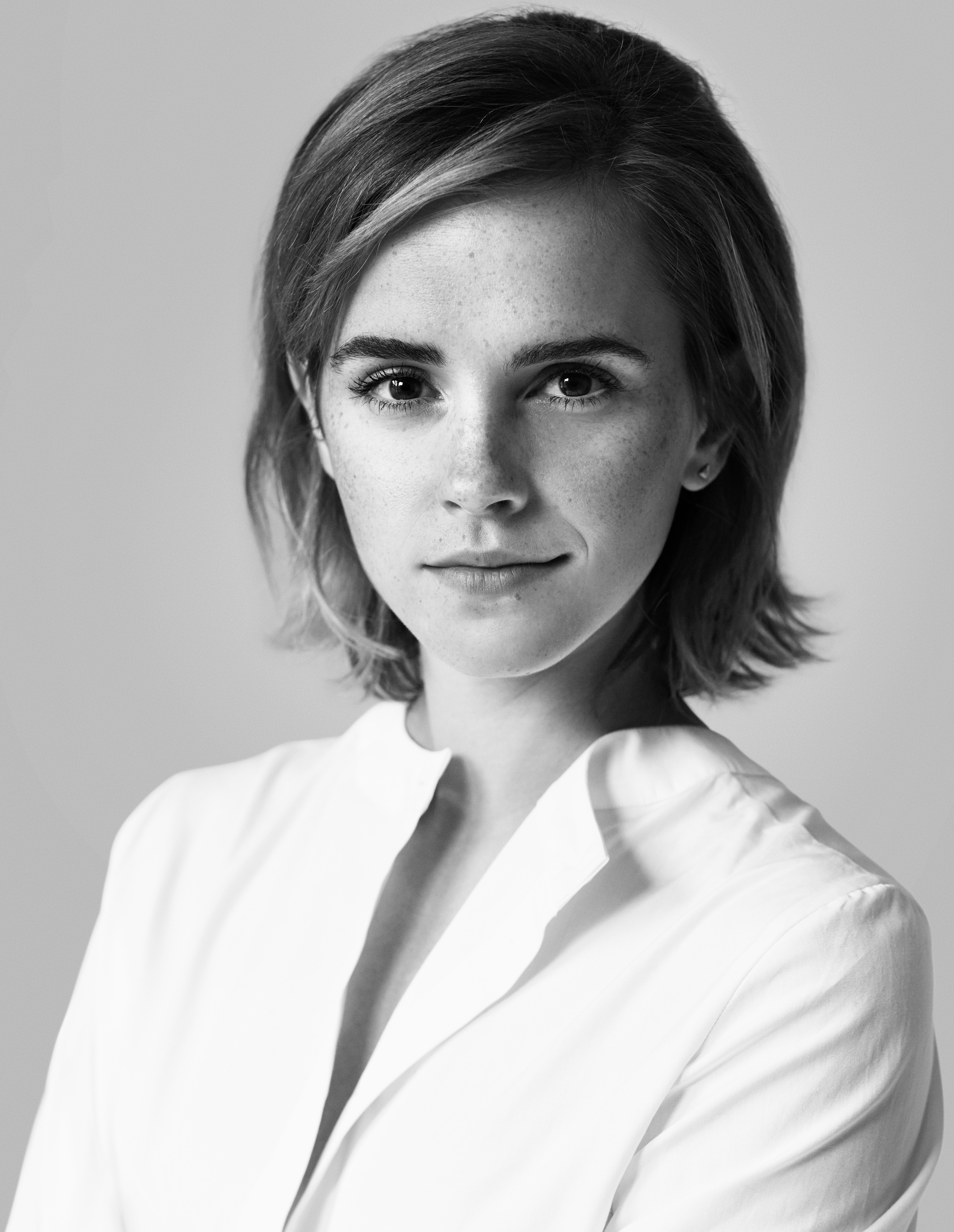 Emma Watson Actress Celebrity Women Brunette Monochrome Short Hair Freckles Looking At Viewer Portra 3965x5120