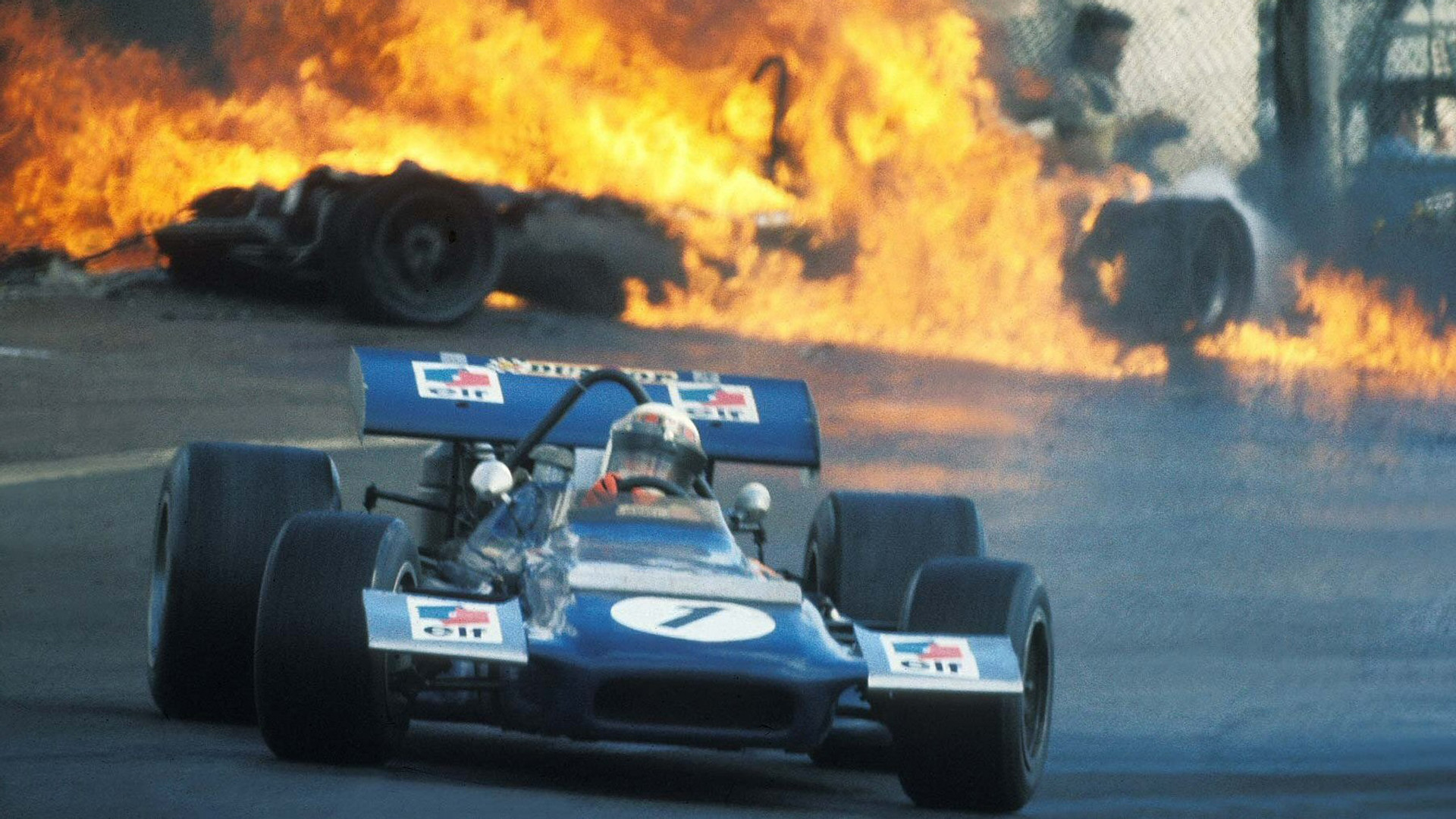 Formula 1 Car Humor Explosion Drive Racing 1920x1080