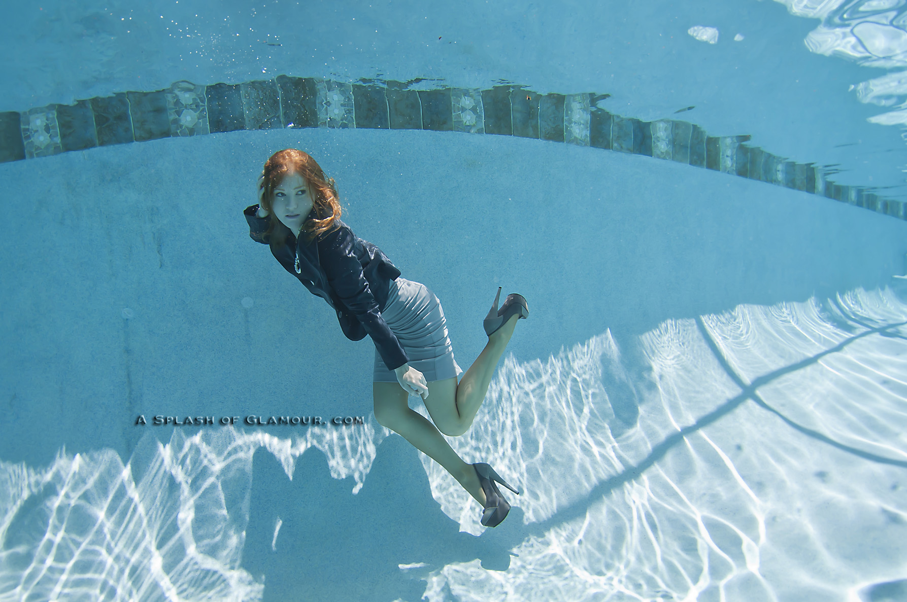 Underwater Swimming Pool Redhead Floating Skirt High Heels Savannah Model 1787x1187