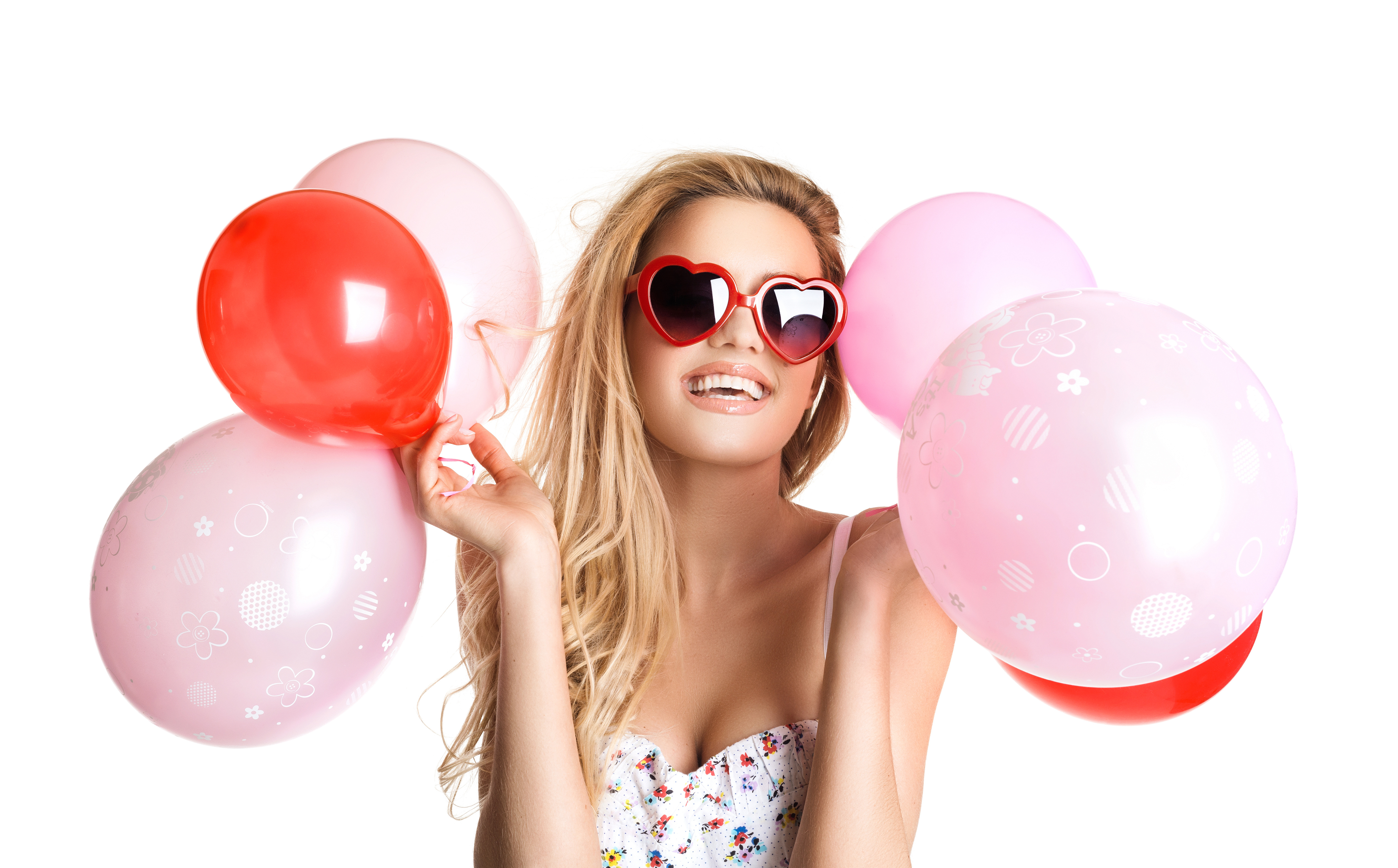 People Model Depth Of Field Women With Glasses Balloon Party Balloons 5000x3105