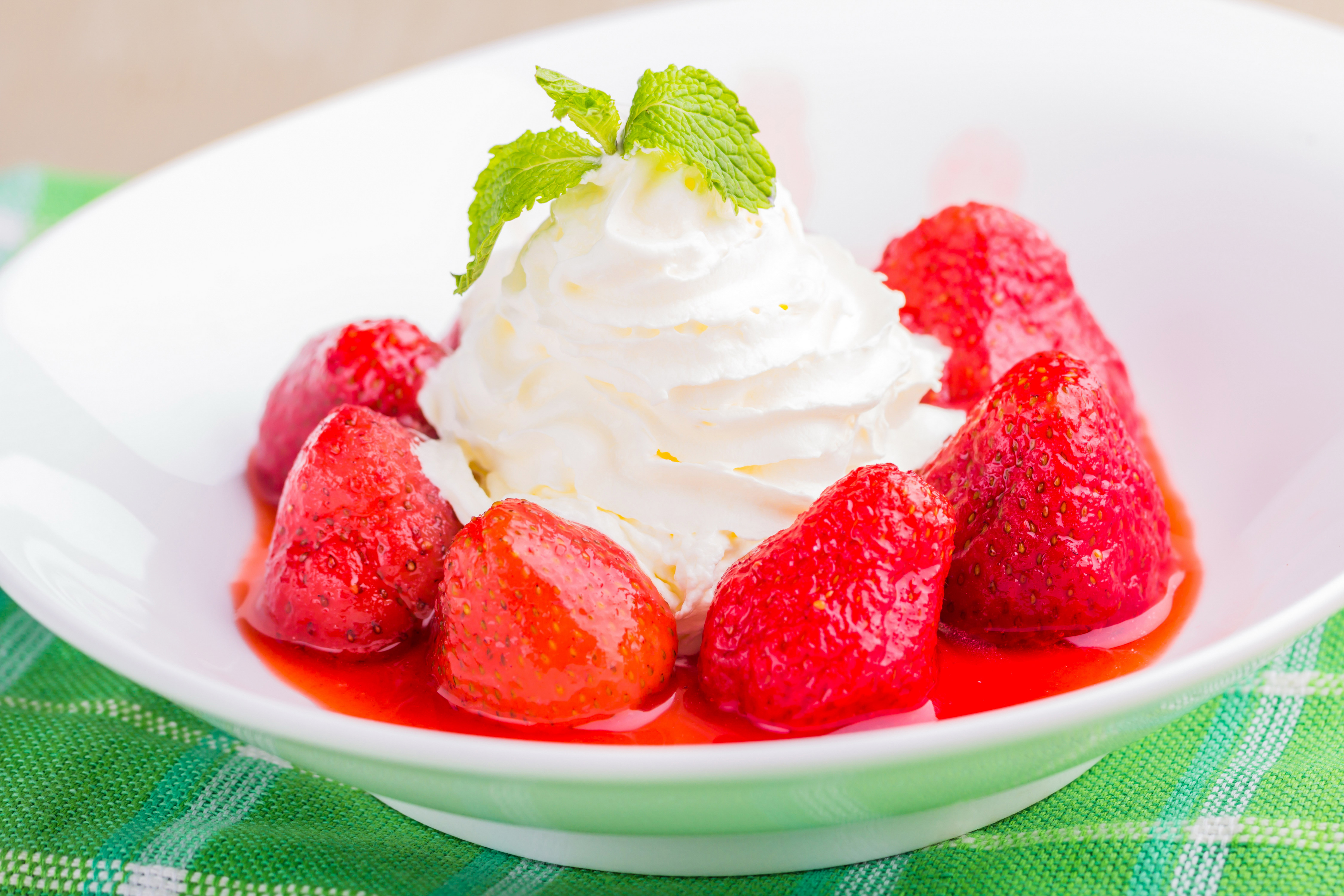 Berry Cream Fruit Strawberry 4500x3000