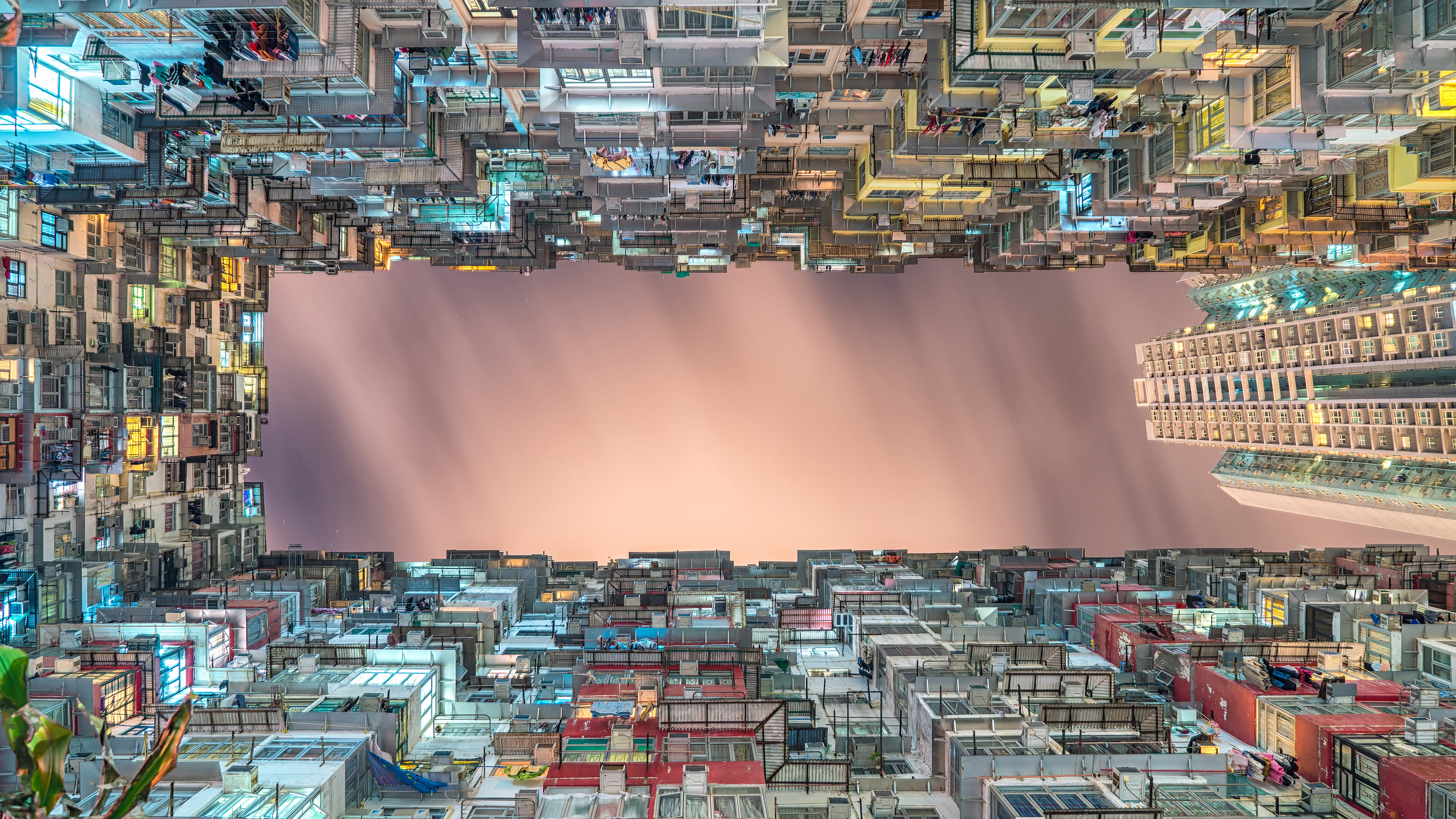 Steven Wei Apartments Looking Up Long Exposure 3840x2160