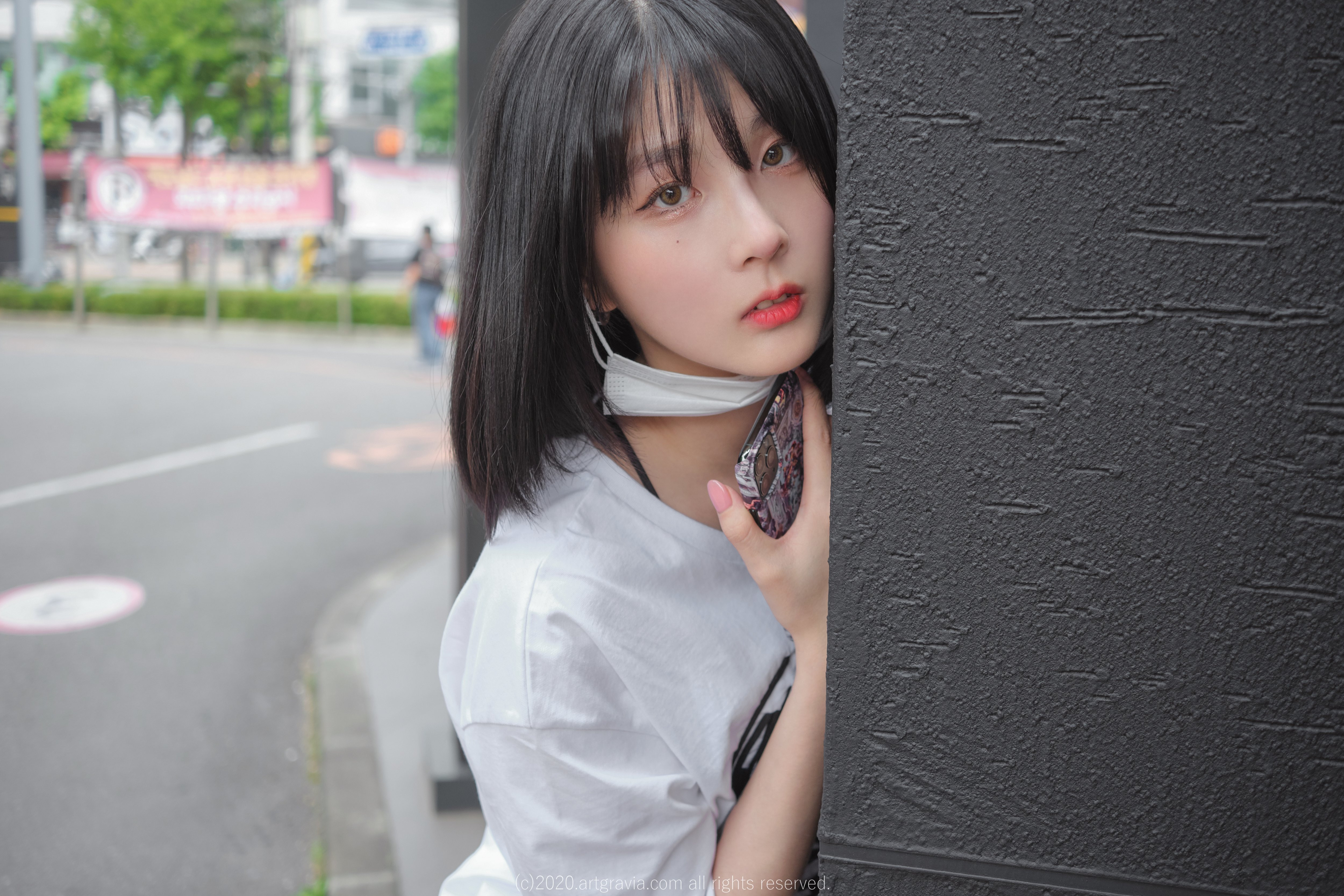 Korean Korean Women Short Pants Face Mask White T Shirt Black Hair Short Hair Looking At Viewer Asia 5000x3333