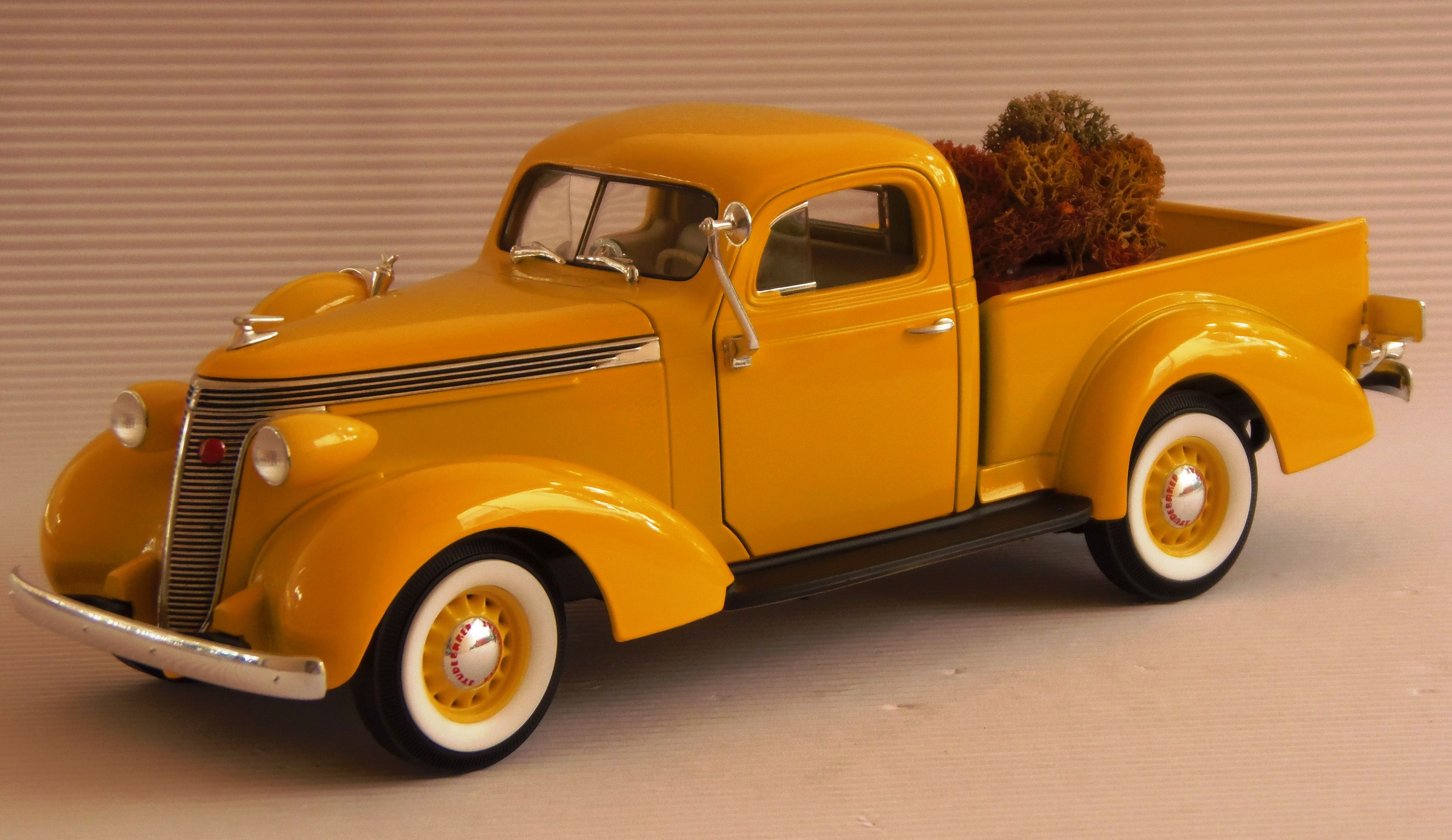Studebaker Coupe Express Pickup Vintage Car Old Car Yellow Car Car 4288x2481