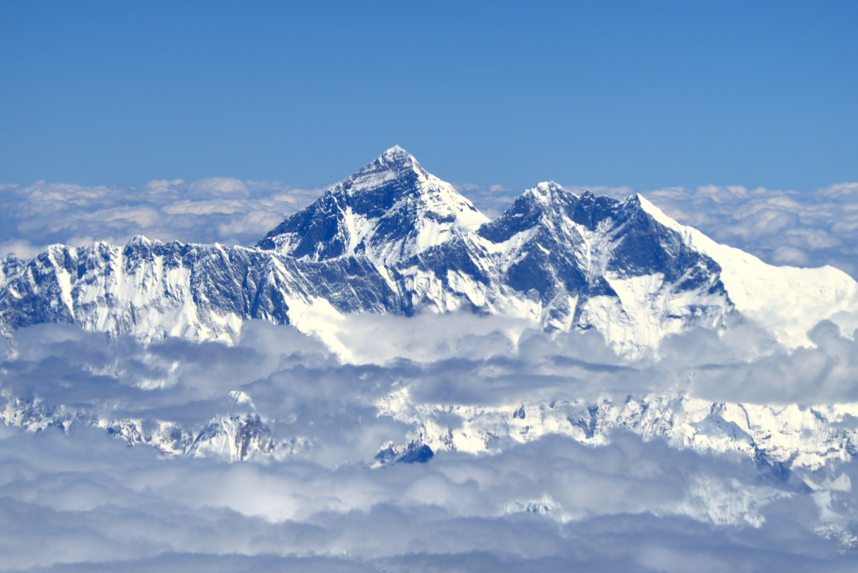 Mount Everest China Snowy Peak Landscape Takayama Clouds 2848x1900