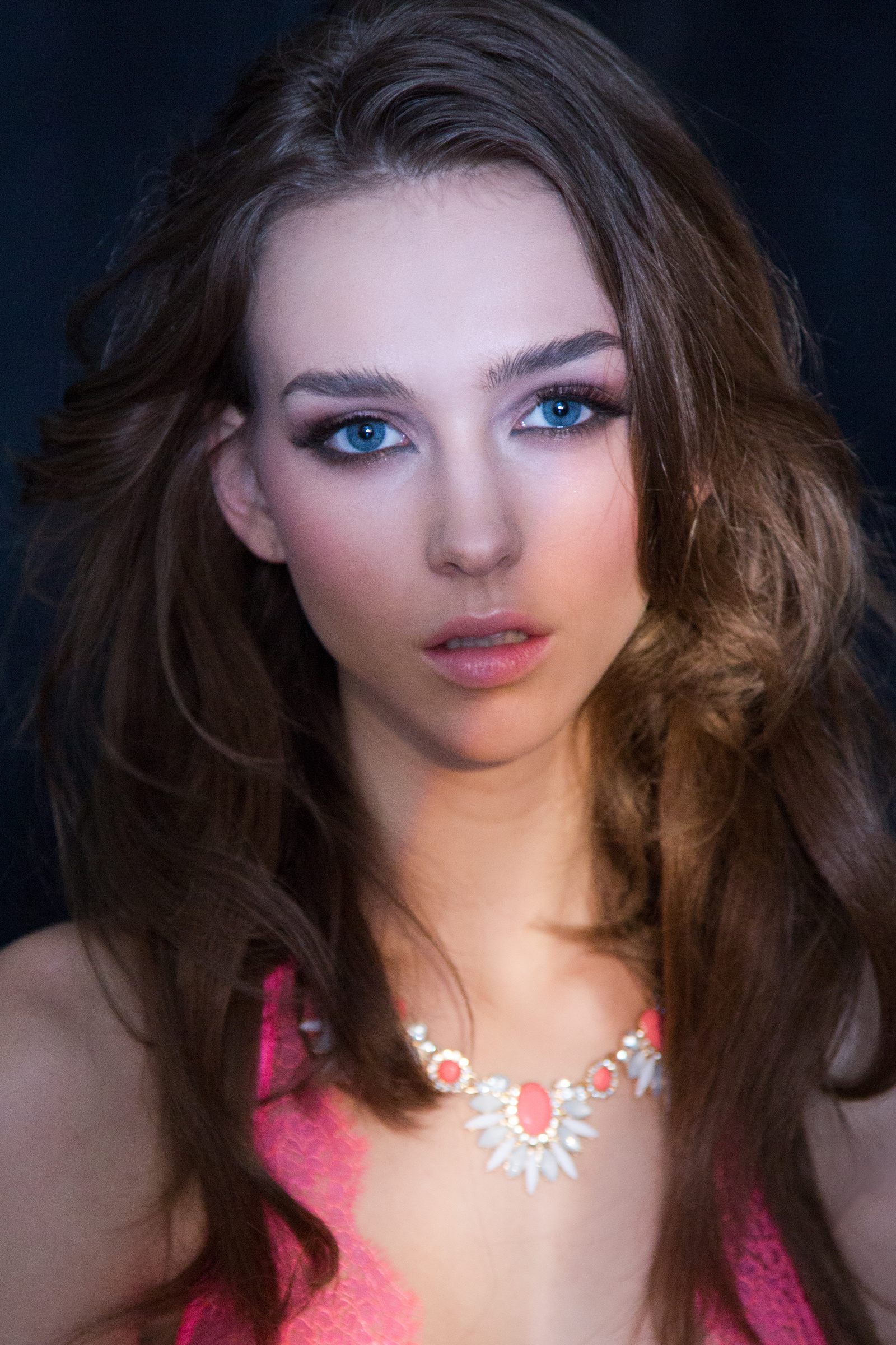 Women Model Blue Eyes Brunette Long Hair Studio Face Necklace 1600x2400