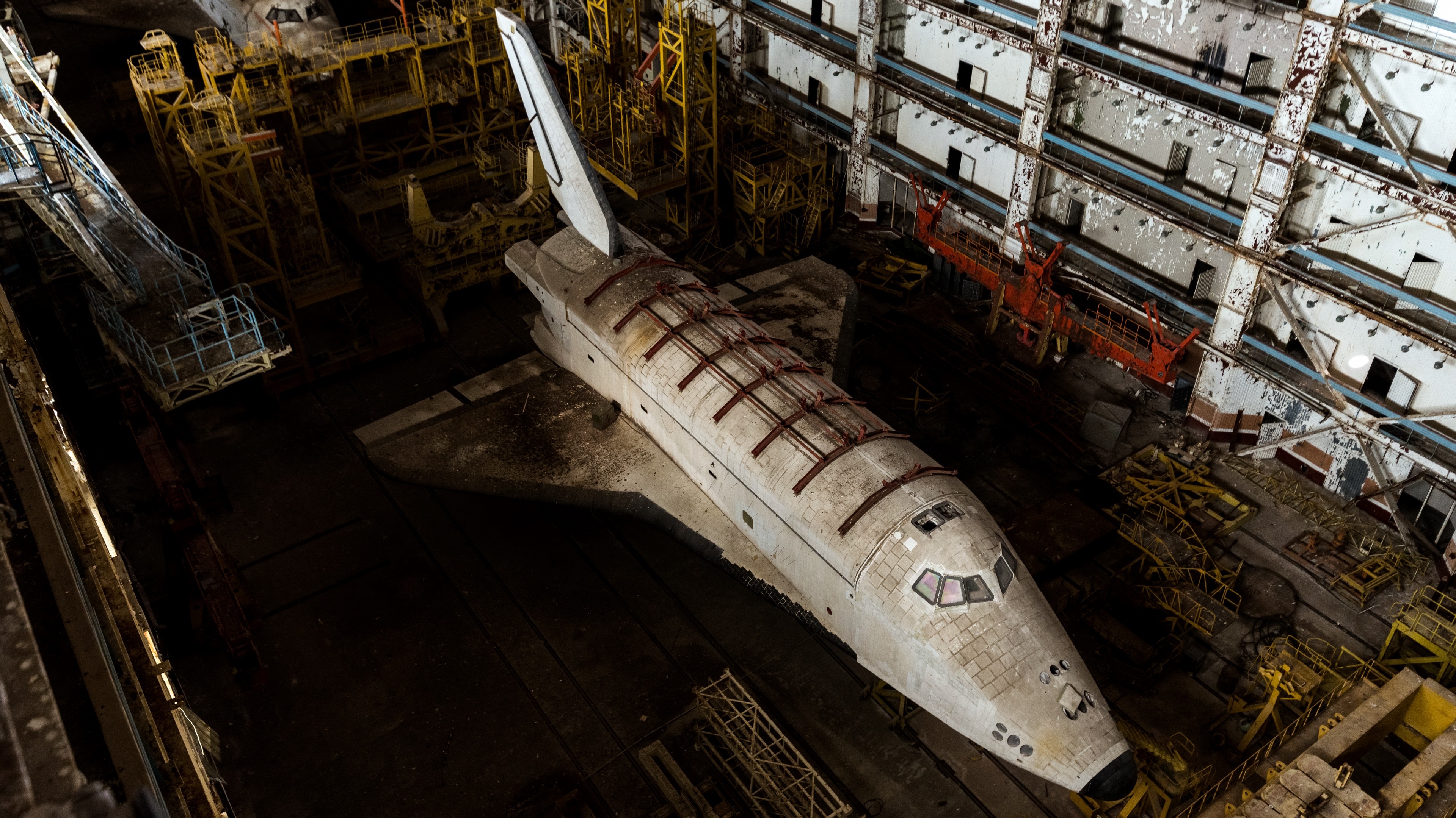 Buran Vehicle Space Shuttle Wreck Abandoned Russian 3840x2160