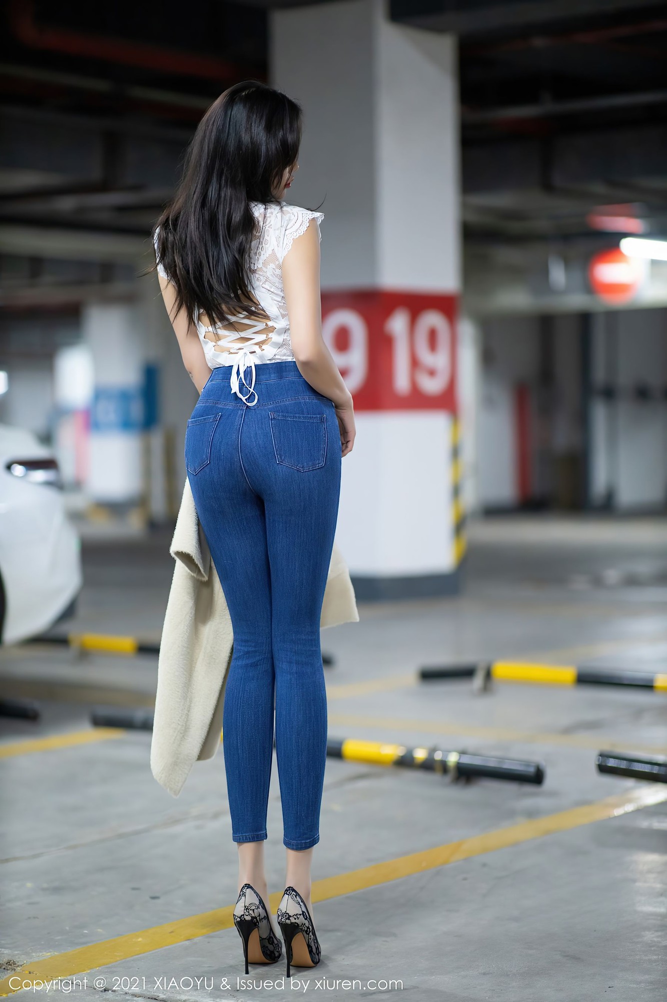 Women Asian Chinese Model Dark Hair Women Indoors Parking Lot Urban High Heels Jeans Brunette Long H 1333x2000