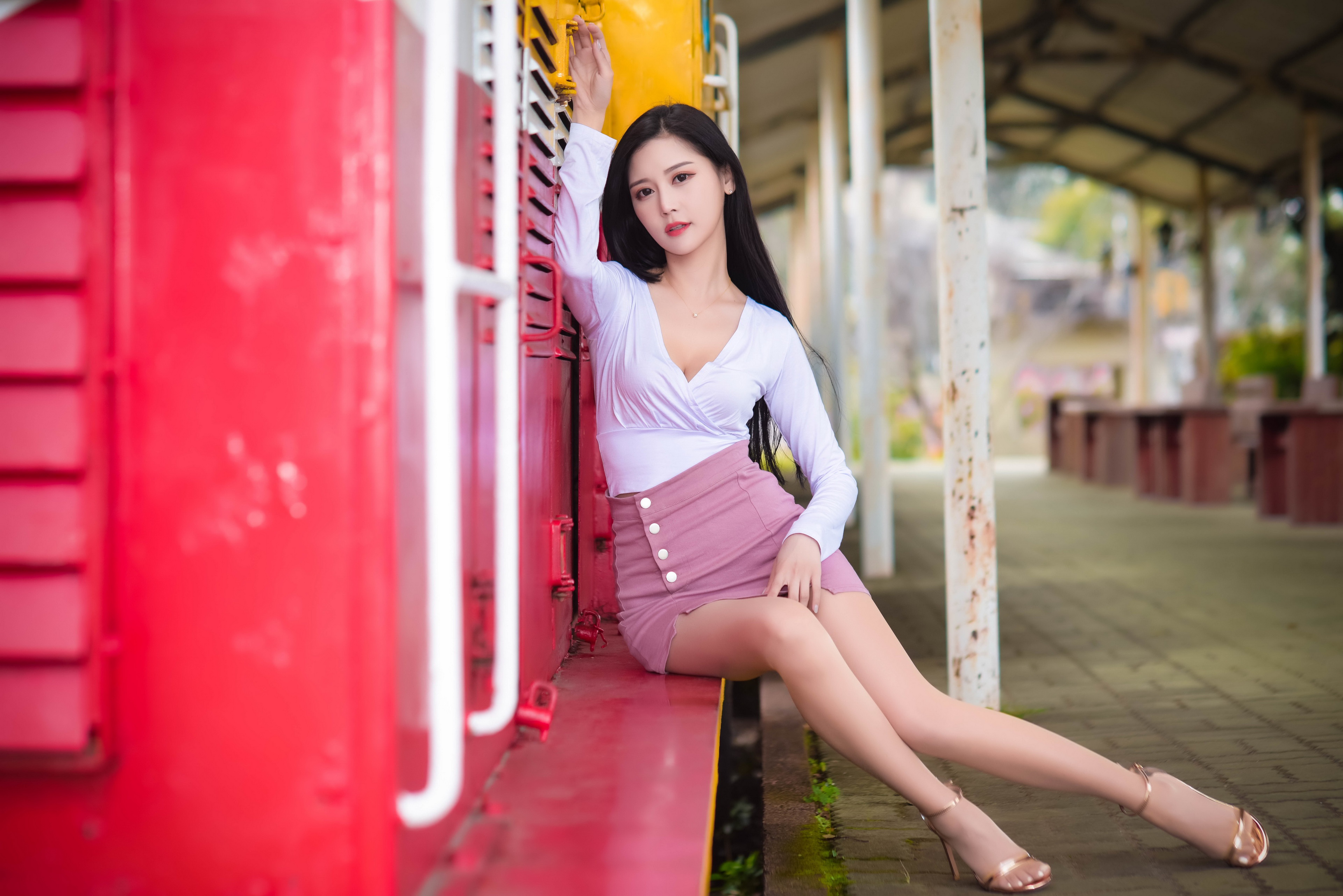Women Asian Model Women Outdoors Urban Black Hair Skirt Legs Heels Golden Heels Vehicle Locomotive L 3840x2563