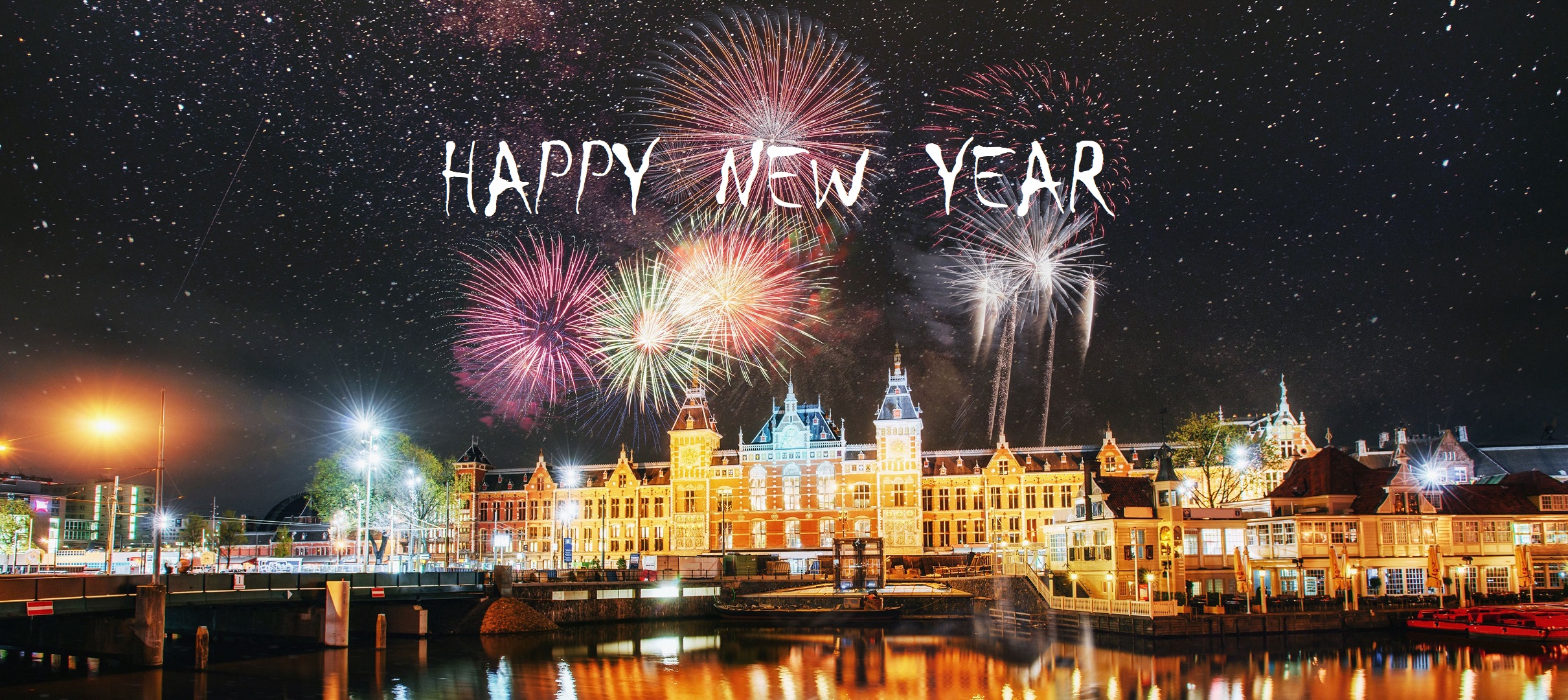 Happy New Year Fireworks 2421x1080
