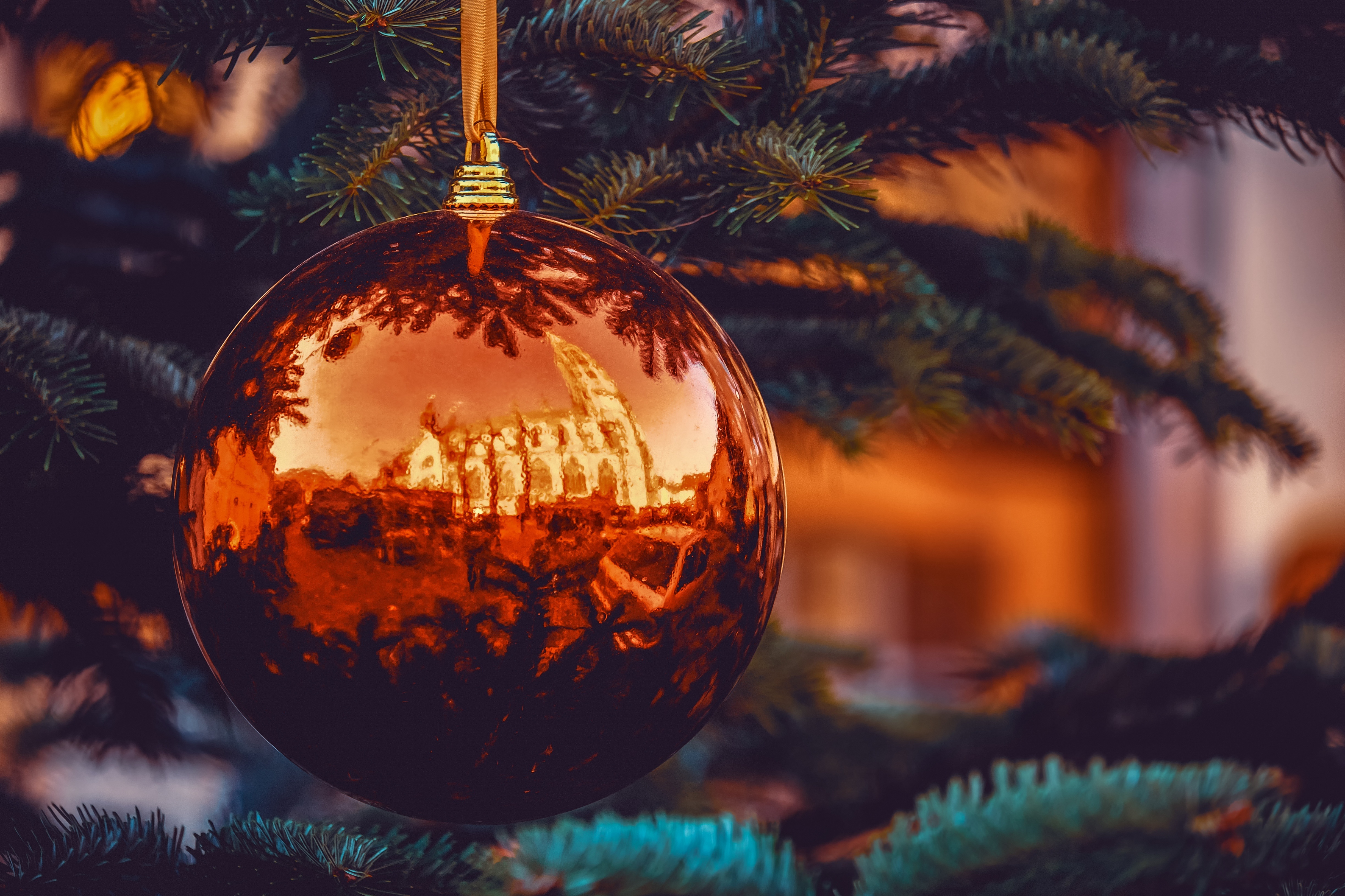 Christmas Ornaments Bauble Reflection 4896x3264