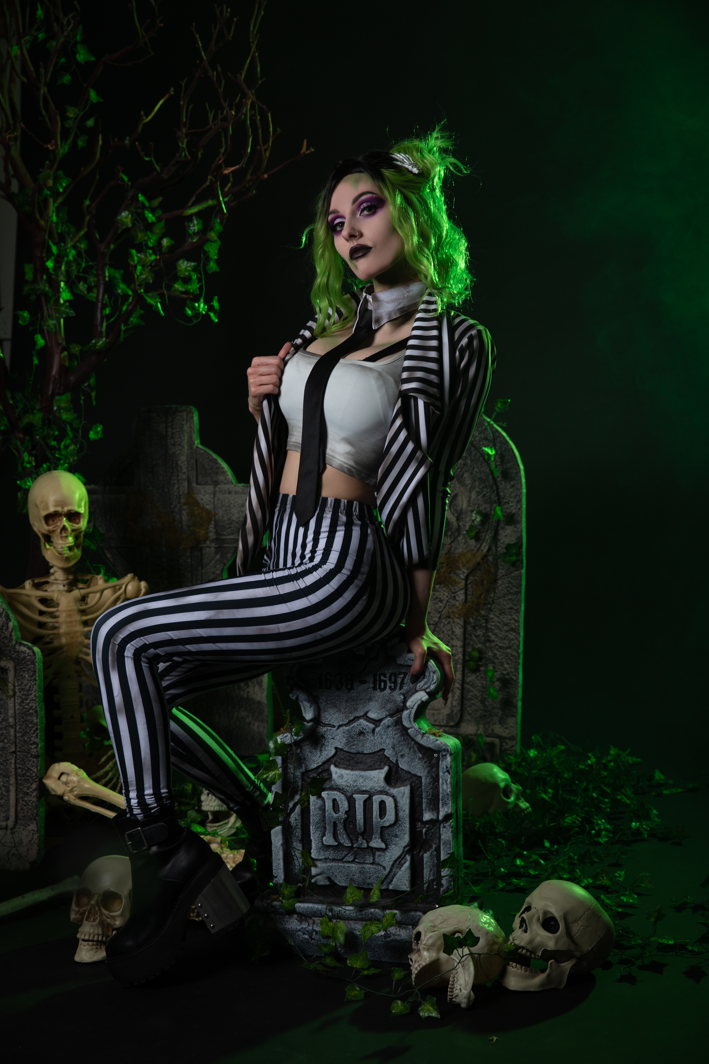 Women Model Halloween Cosplay Beetlejuice Striped Clothing Tie Crop Top Skeleton Skull Studio 2333x3500