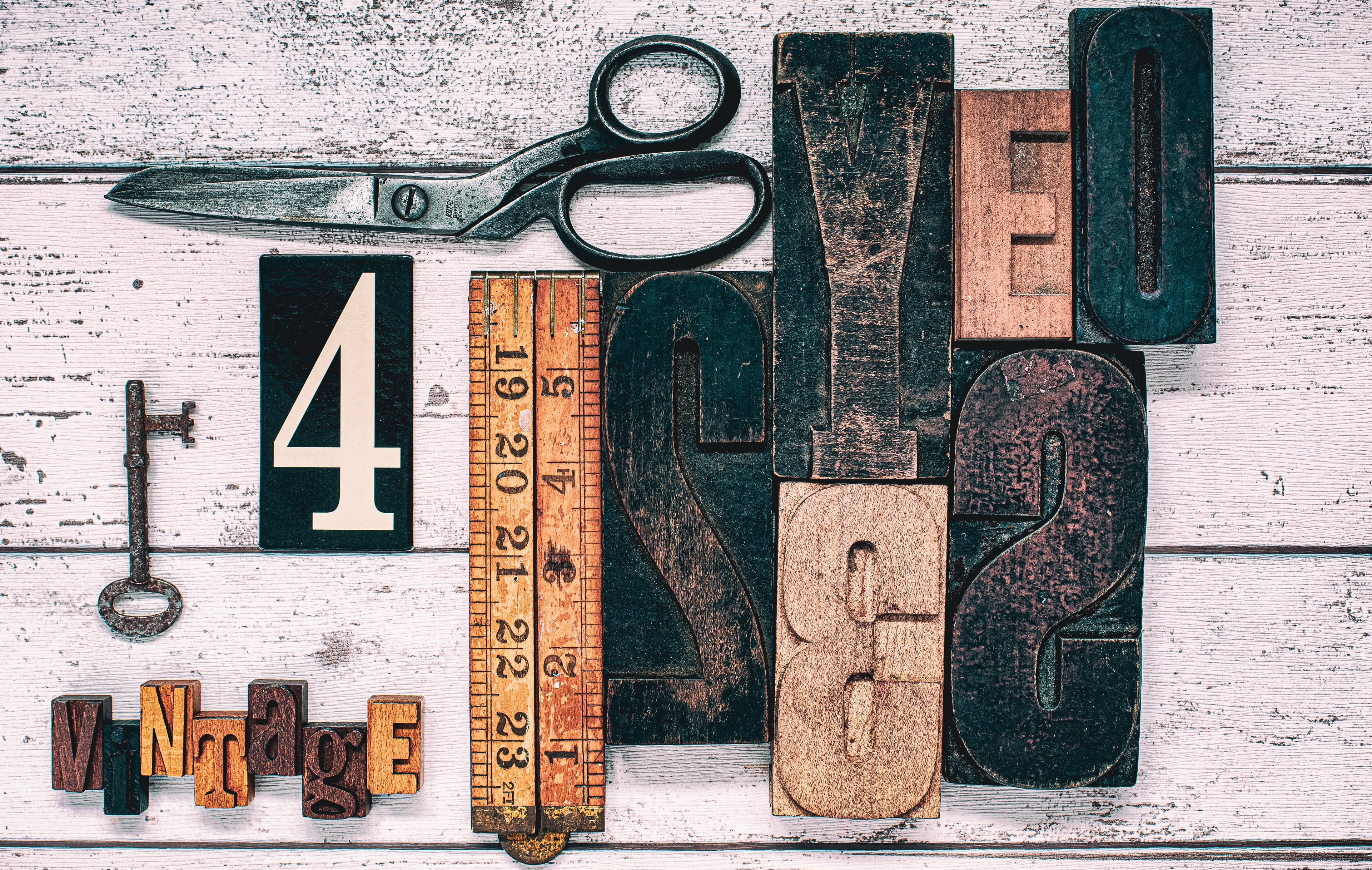 Vintage Keys Numbers Typography Scissors Wood 3840x2434