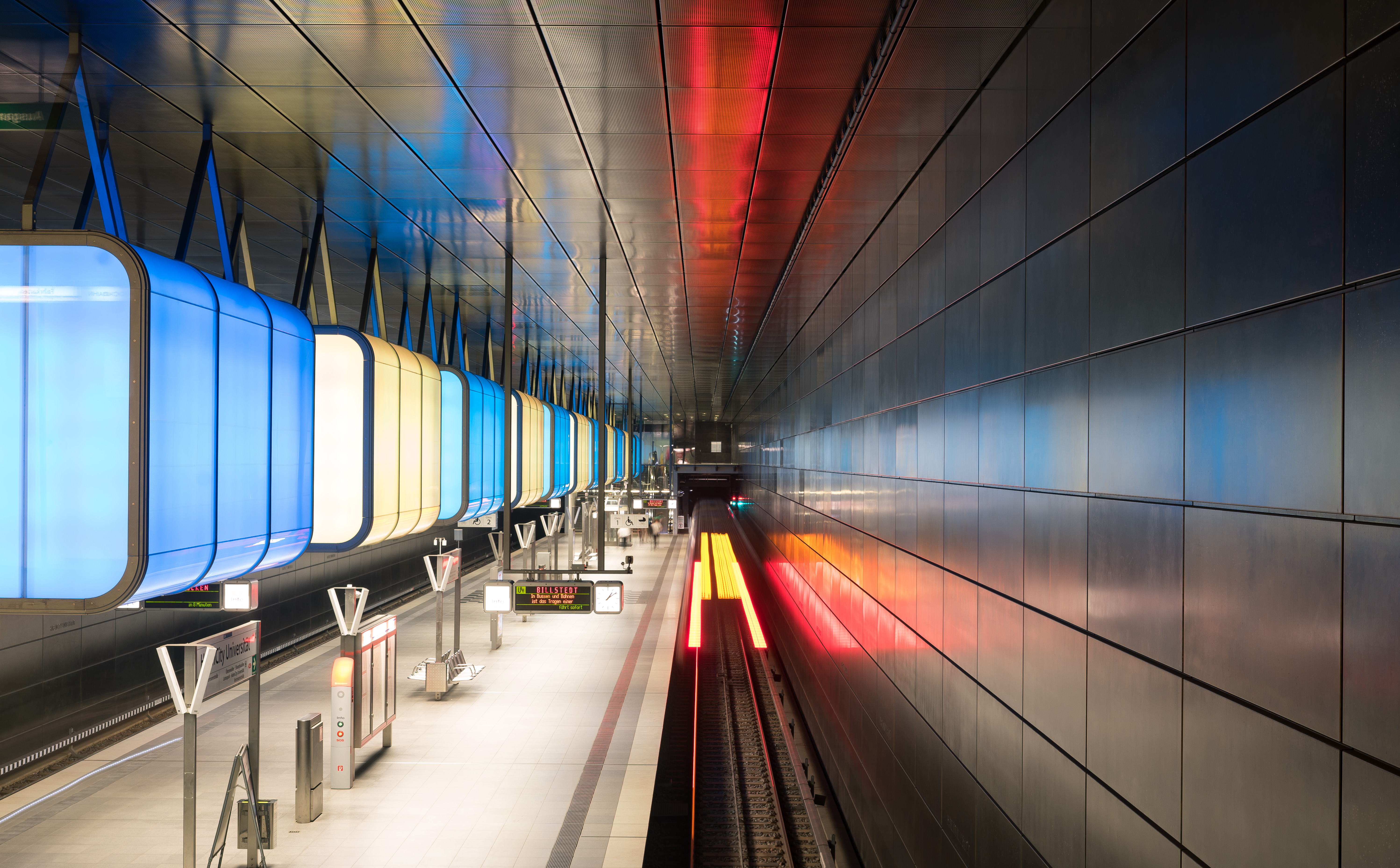 Underground Long Exposure Hamburg Subway Germany Light Trails Motion Blur 5992x3713