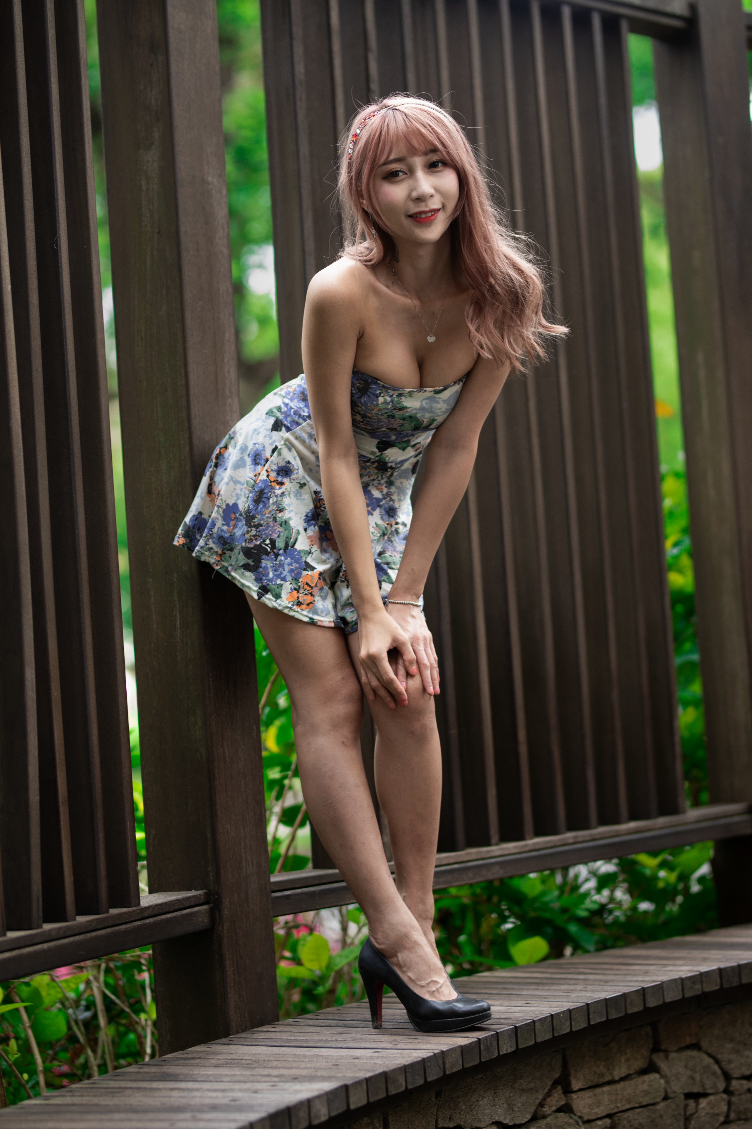 Asian Model Women Long Hair Dark Hair Fence Heels Necklace Bare Shoulders Hairband Bracelets Depth O 2560x3840