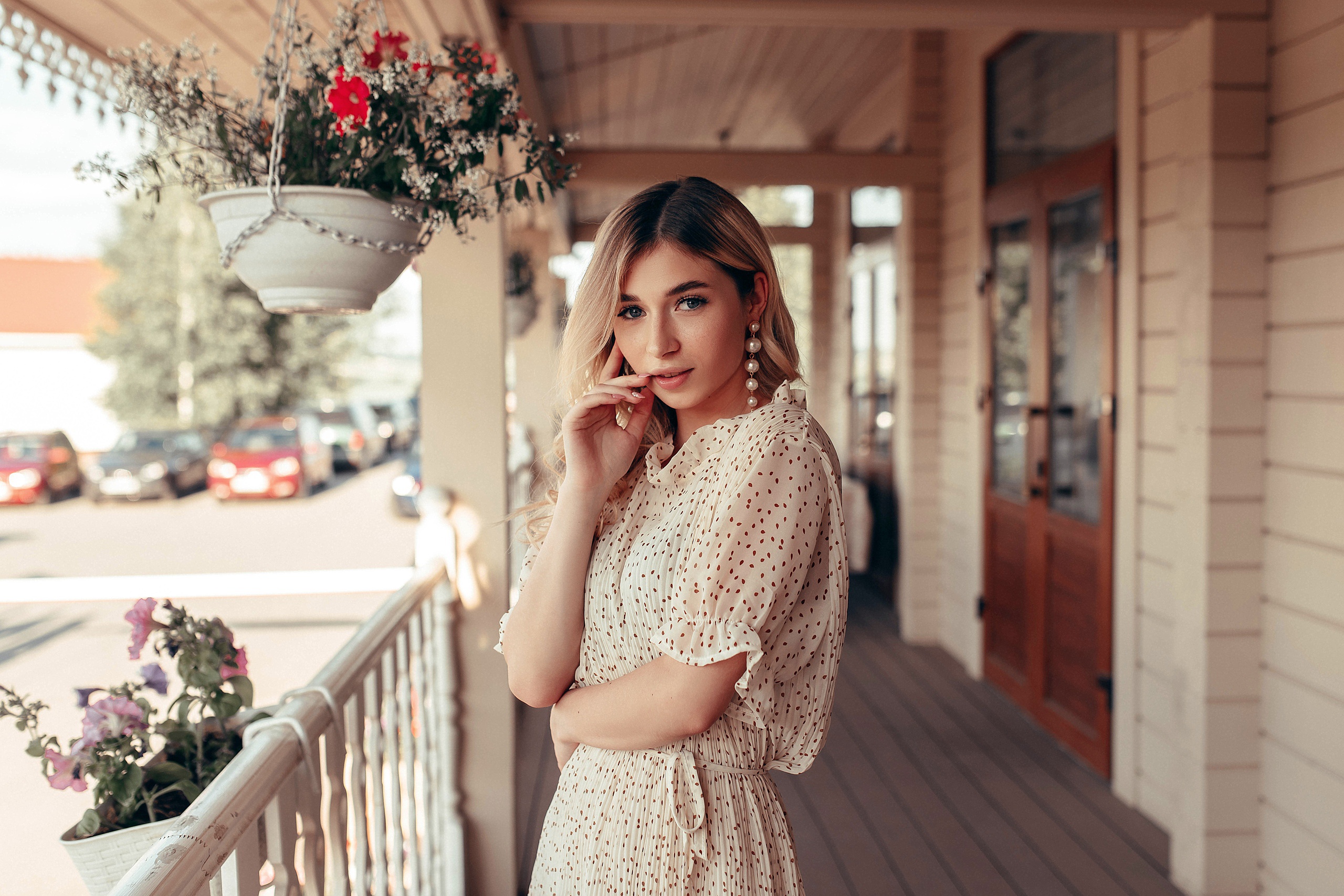 Sasha Rusko Women Porch Long Earrings Touching Face Dyed Hair Flowers Outdoors Dress Standing 2560x1708