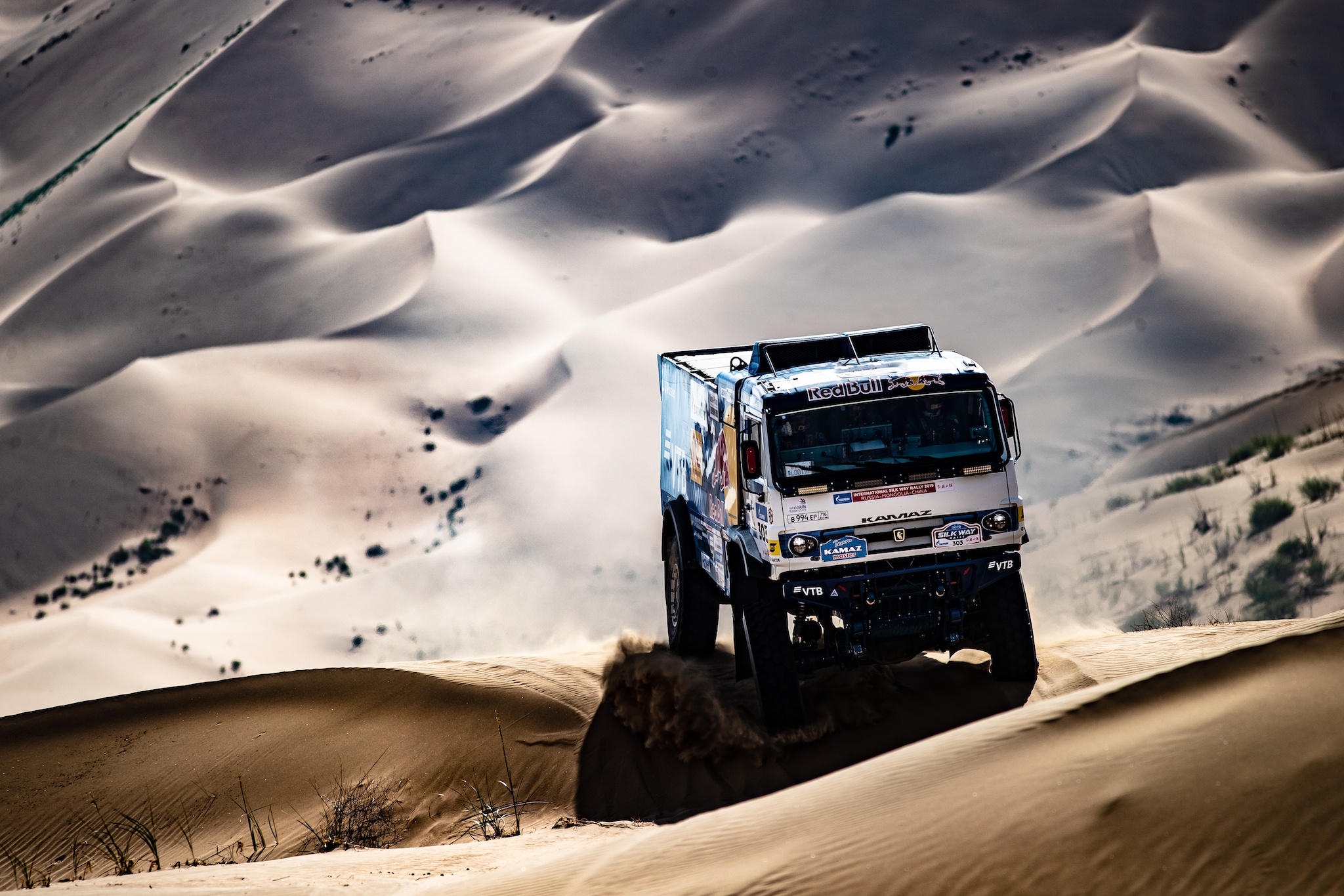 Vehicle Desert Sand Kamaz Red Bull 2048x1365