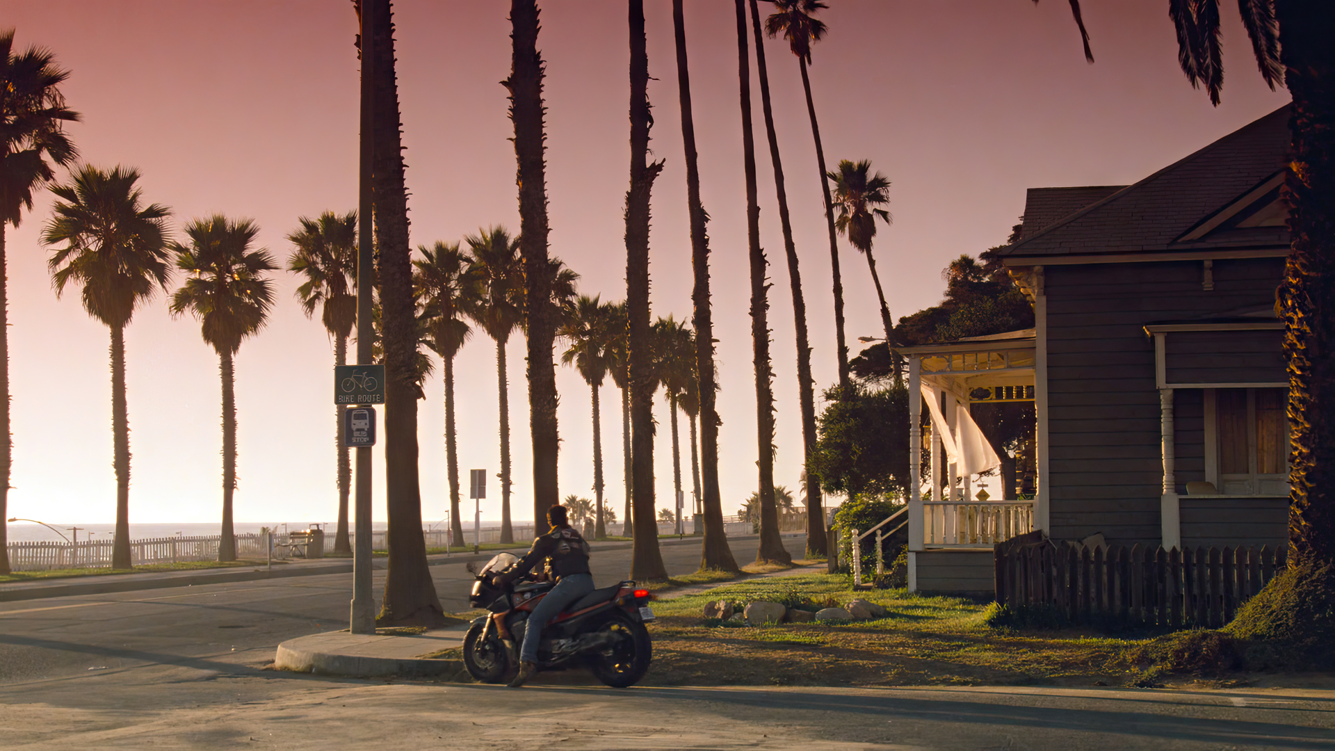 Top Gun Movies Film Stills Tom Cruise Actor Motorcycle Palm Trees Street House Road Sign Sky Sunset  1920x1080