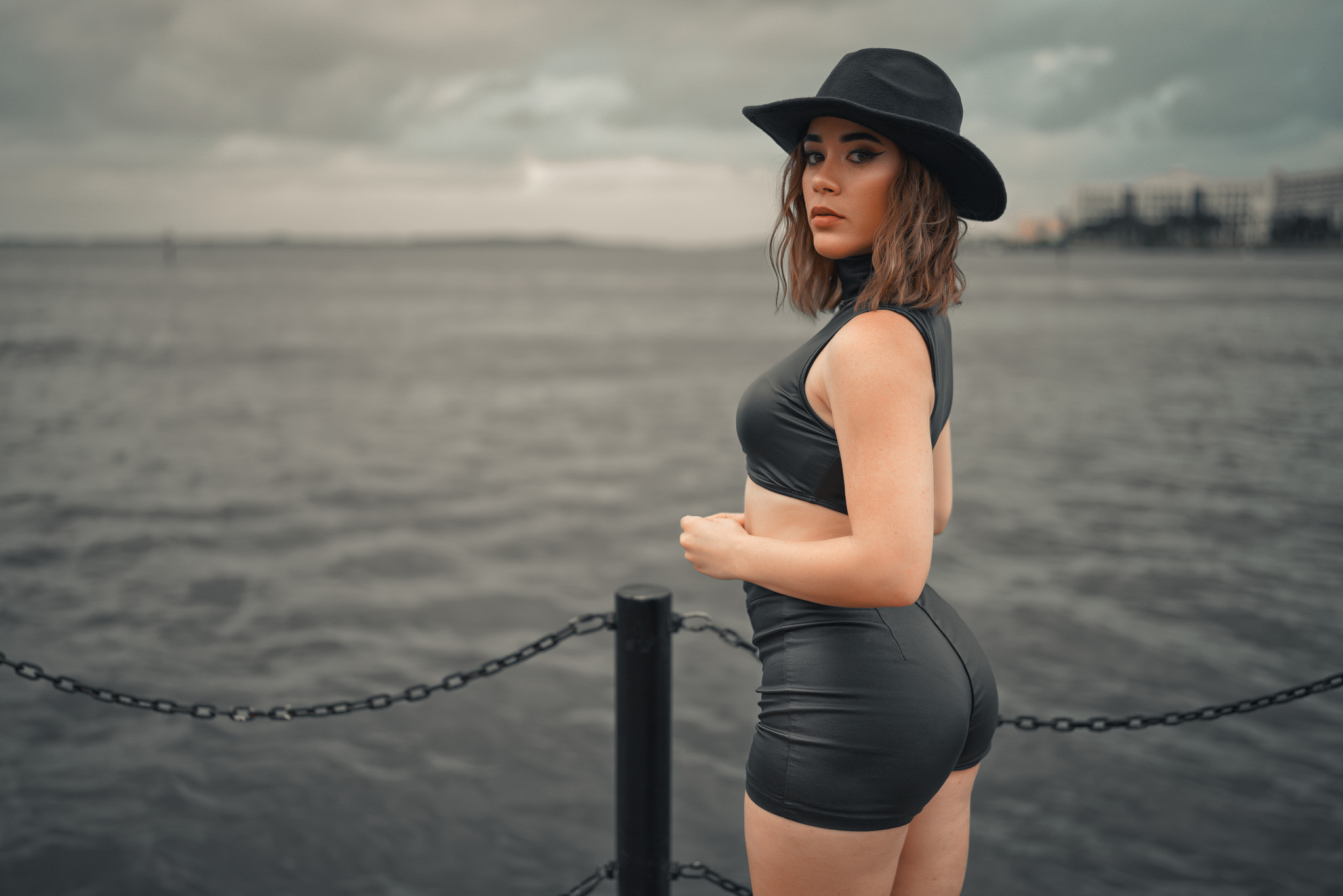 Women Hat Women Outdoors Looking At Viewer Sea Black Clothing Black Hat Chains Eyeliner Fence 2048x1366