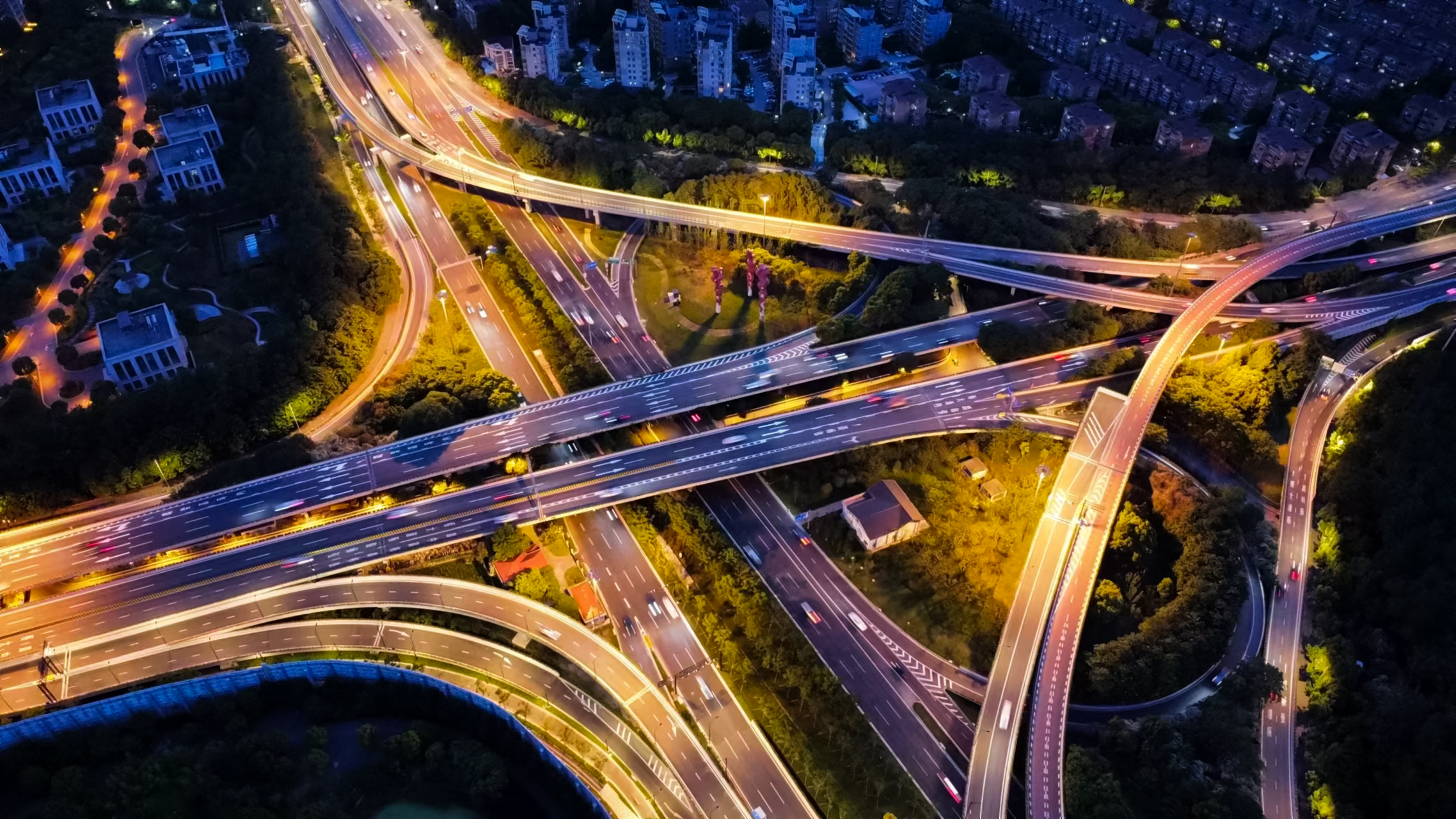 Shanghai Night Overpass Highway City City Lights Road Street Light Trees Building Aerial View 2276x1280