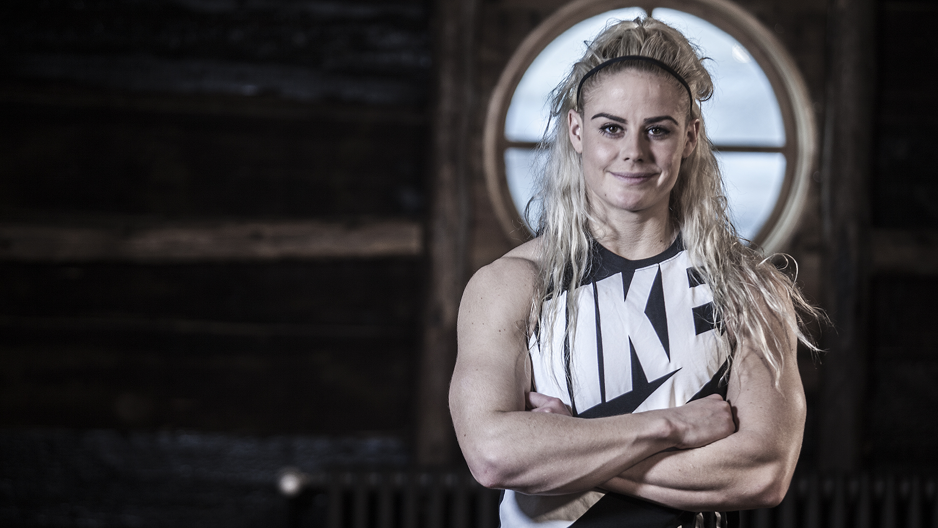 Sara Sigmundsdottir CrossFit Athletes Blonde Icelandic Fit Body Weightlifting Smile 1920x1080