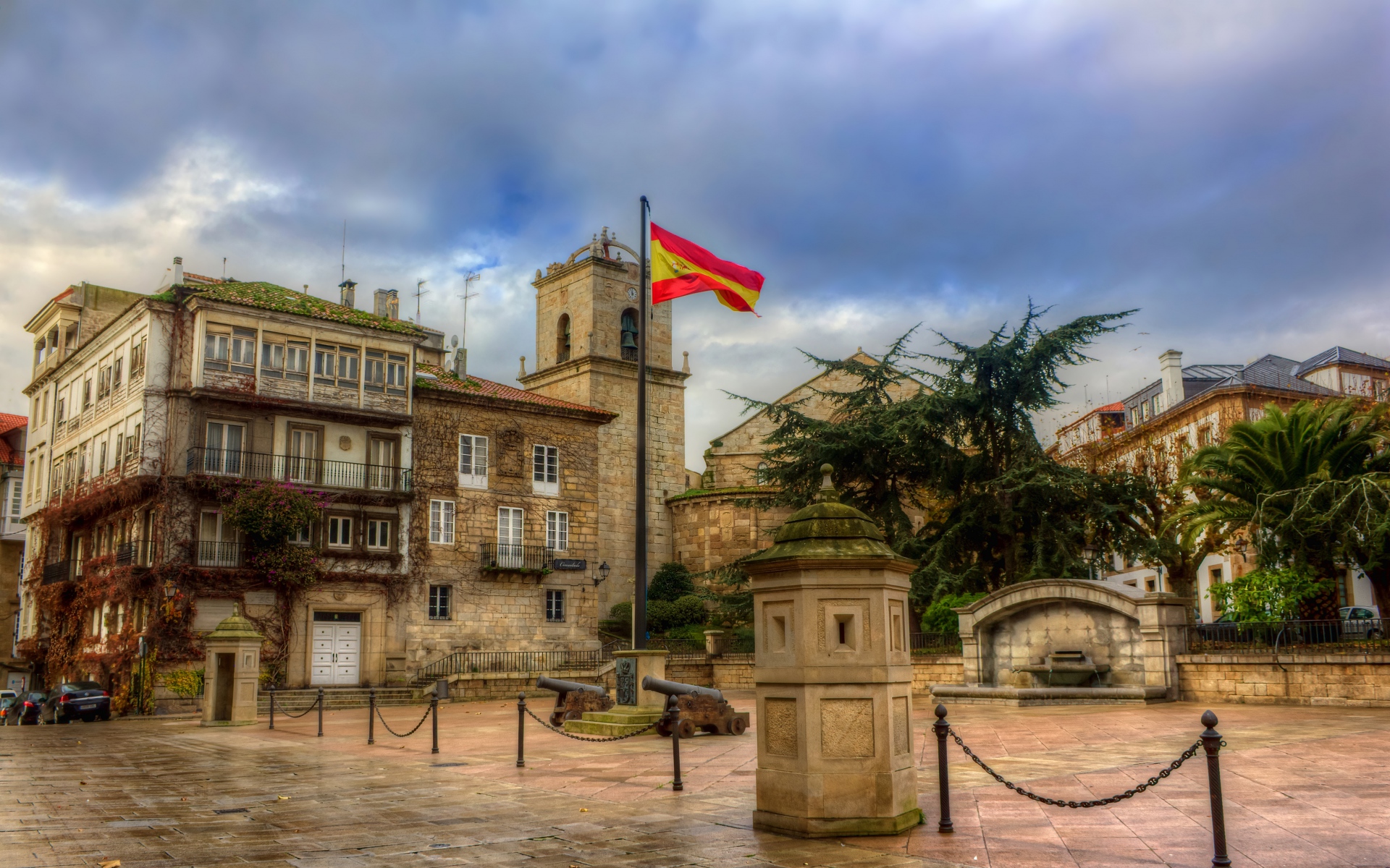 Spain Flag Town Sky Clouds Architecture Building Trees Car Cannon 1920x1200